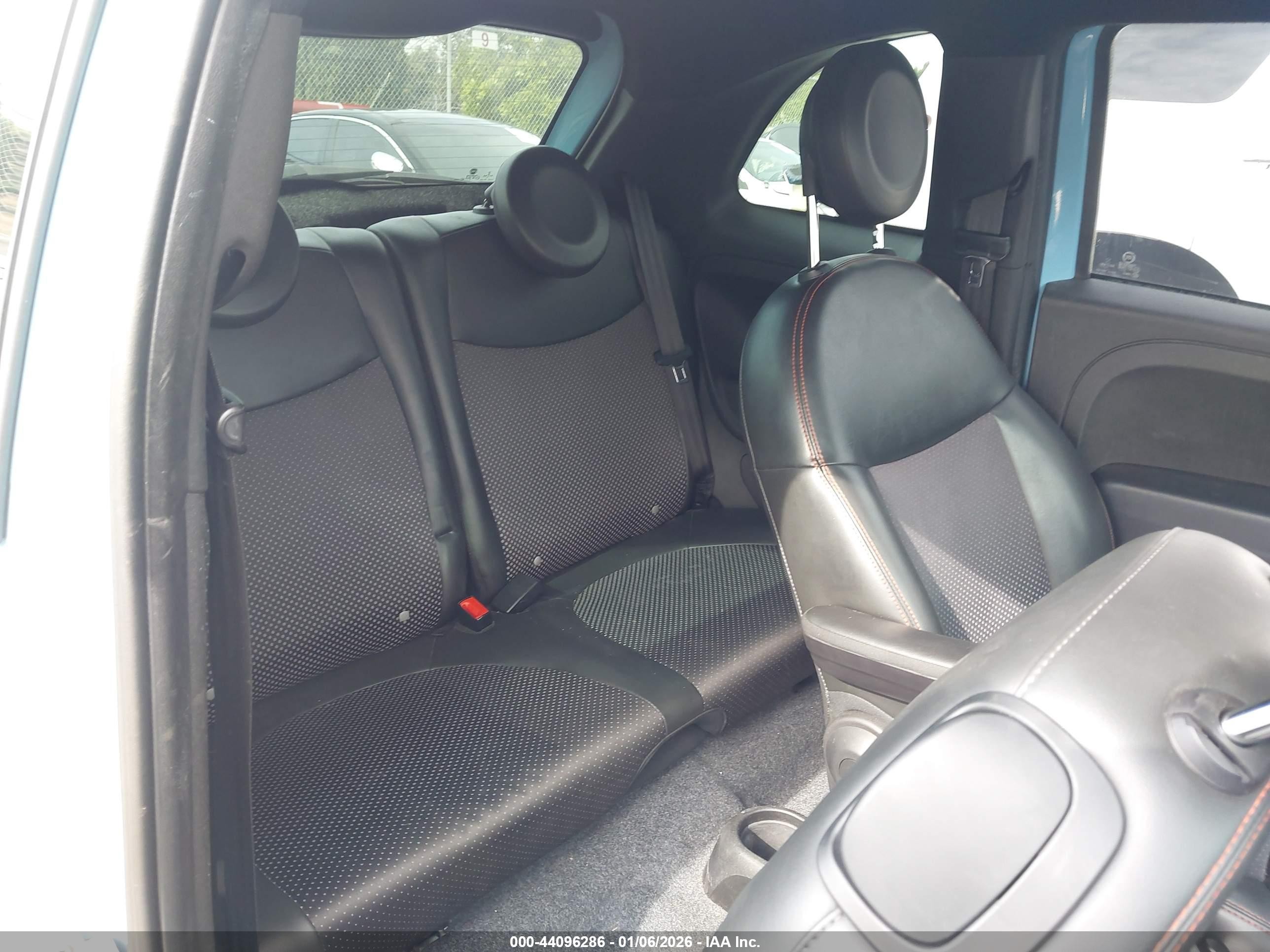 2015 Fiat 500e Battery Electric Blue vin: 3C3CFFGE0FT555501
