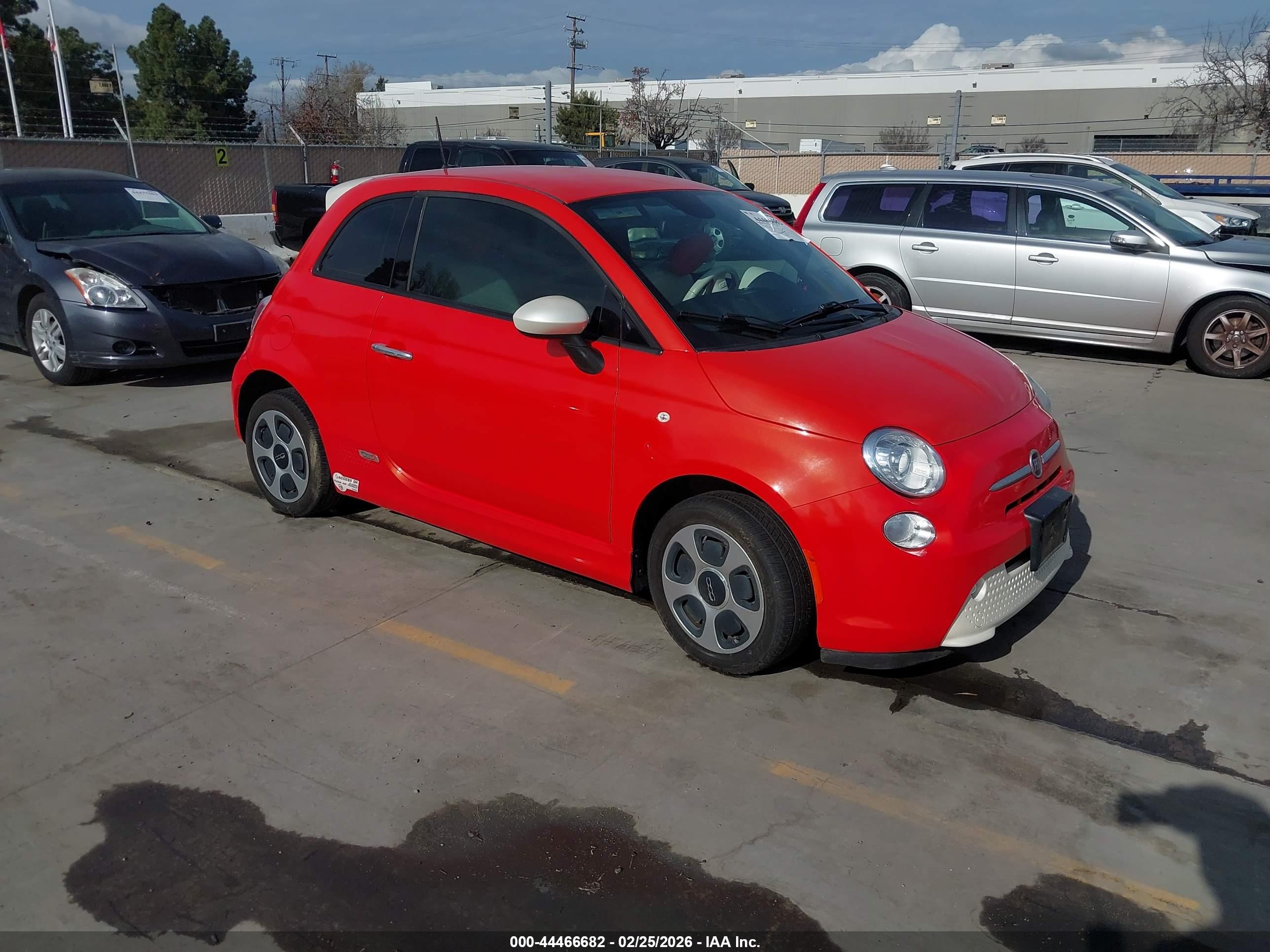 2013 Fiat 500e Battery Electric Orange vin: 3C3CFFGE1DT604606