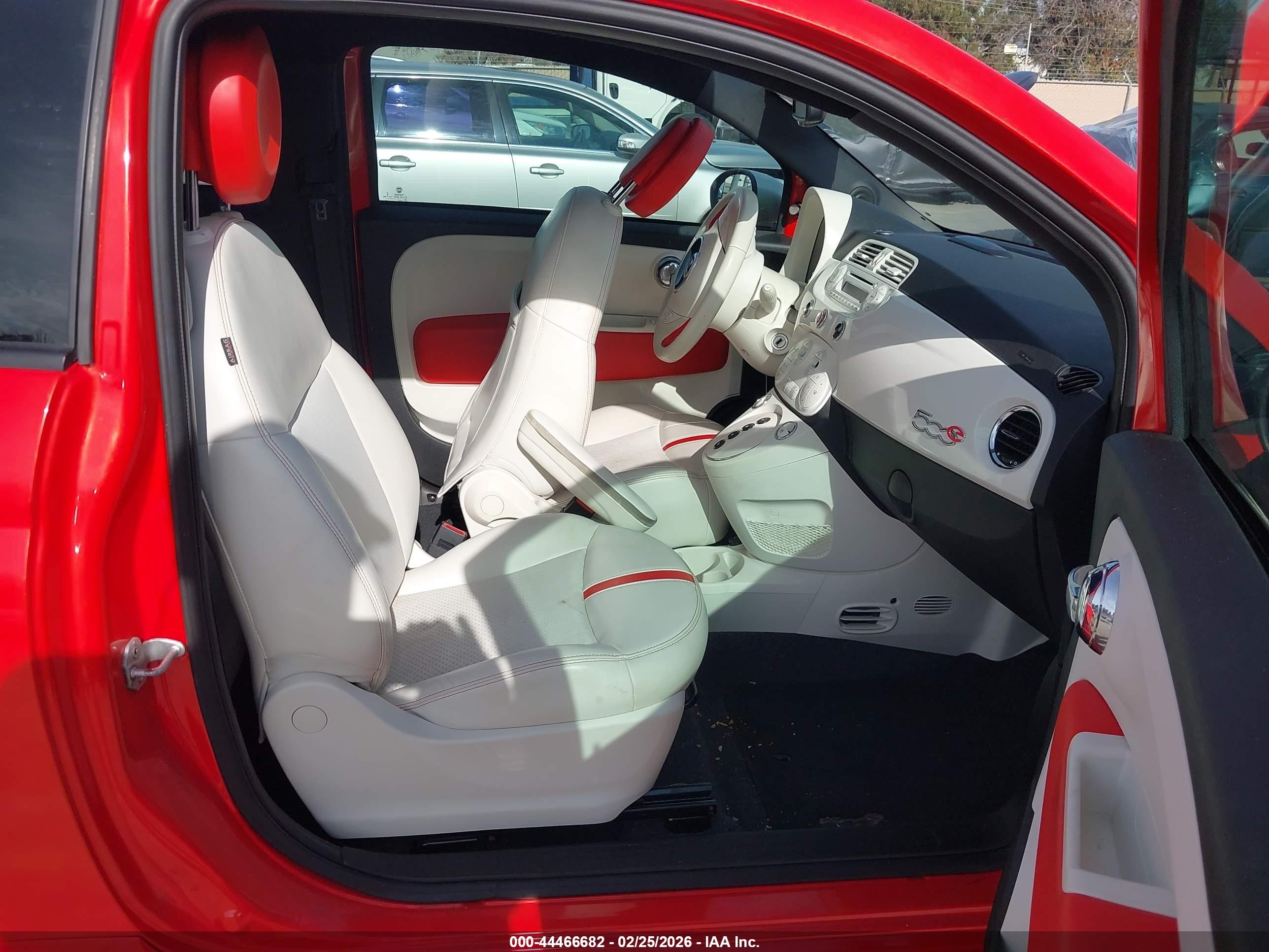 2013 Fiat 500e Battery Electric Orange vin: 3C3CFFGE1DT604606