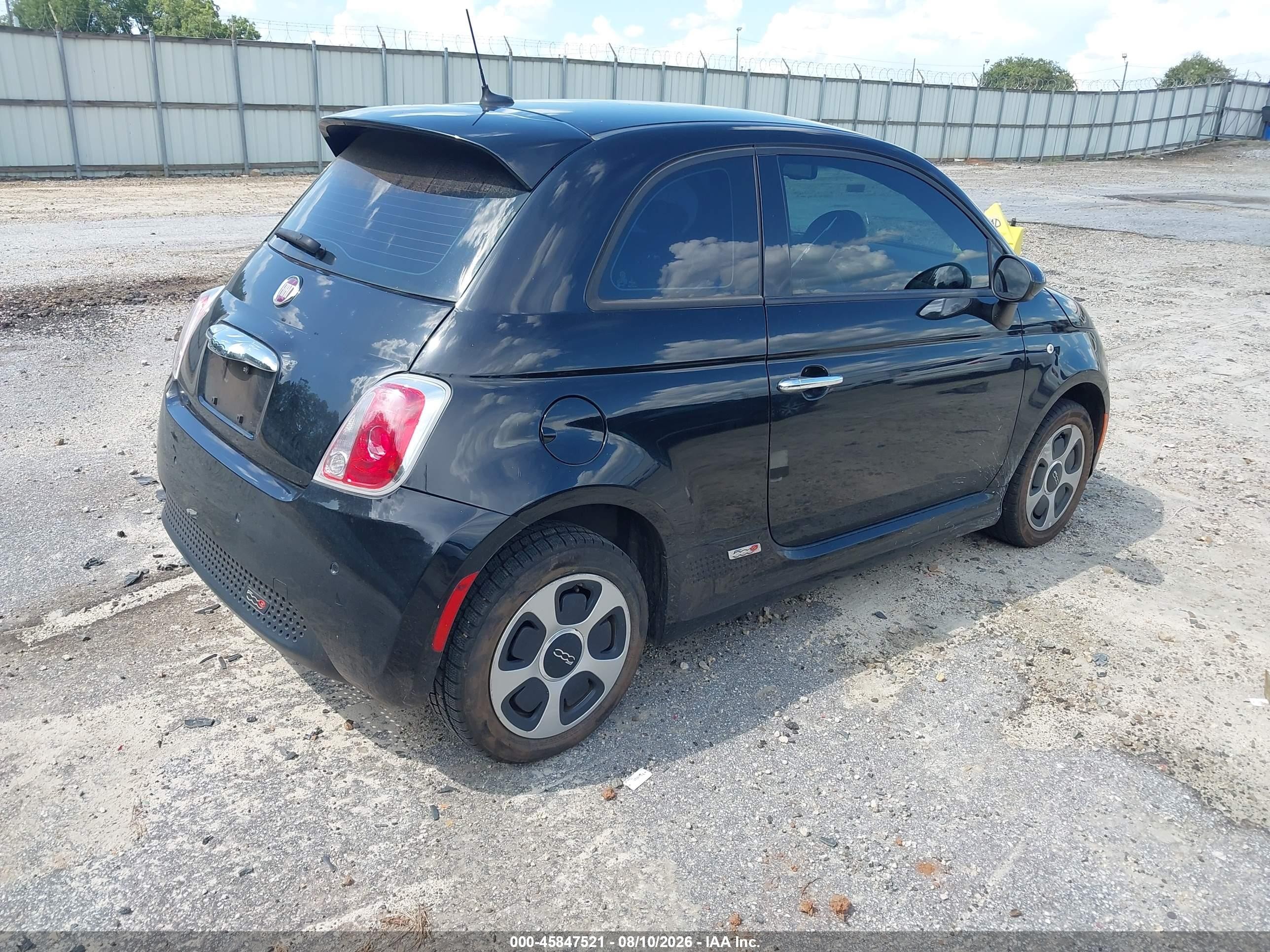 2015 Fiat 500e Battery Electric Black vin: 3C3CFFGE1FT544944