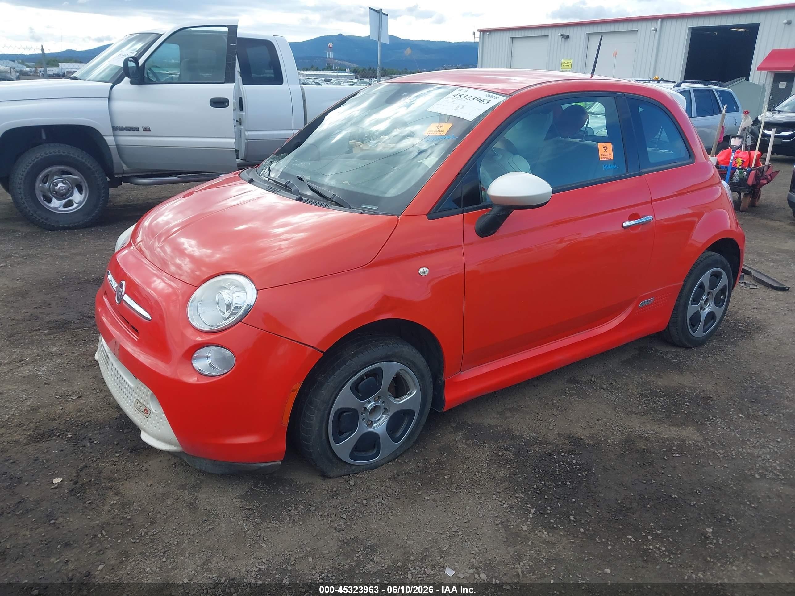 2013 Fiat 500e Battery Electric Orange vin: 3C3CFFGE2DT604601