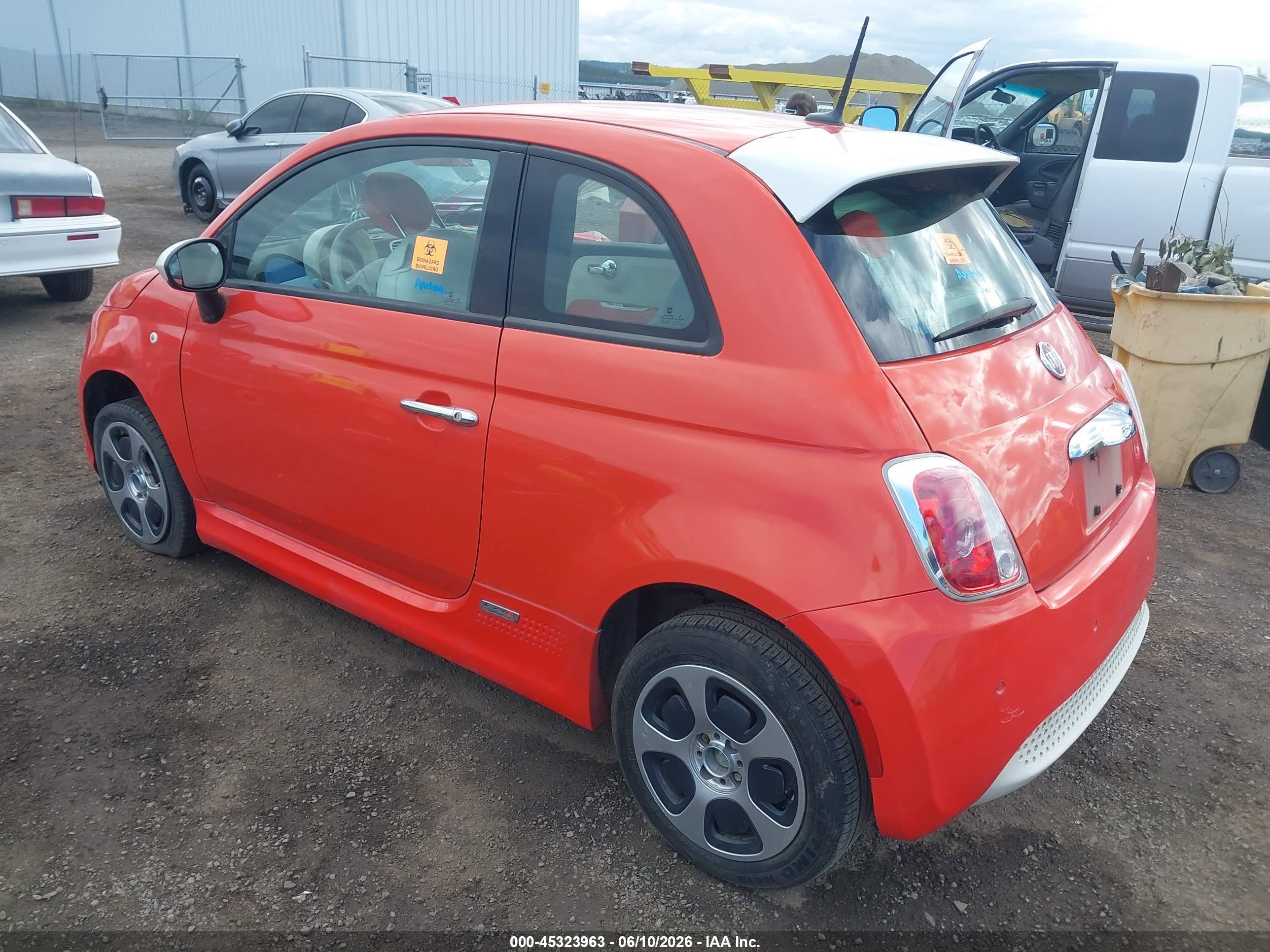 2013 Fiat 500e Battery Electric Orange vin: 3C3CFFGE2DT604601