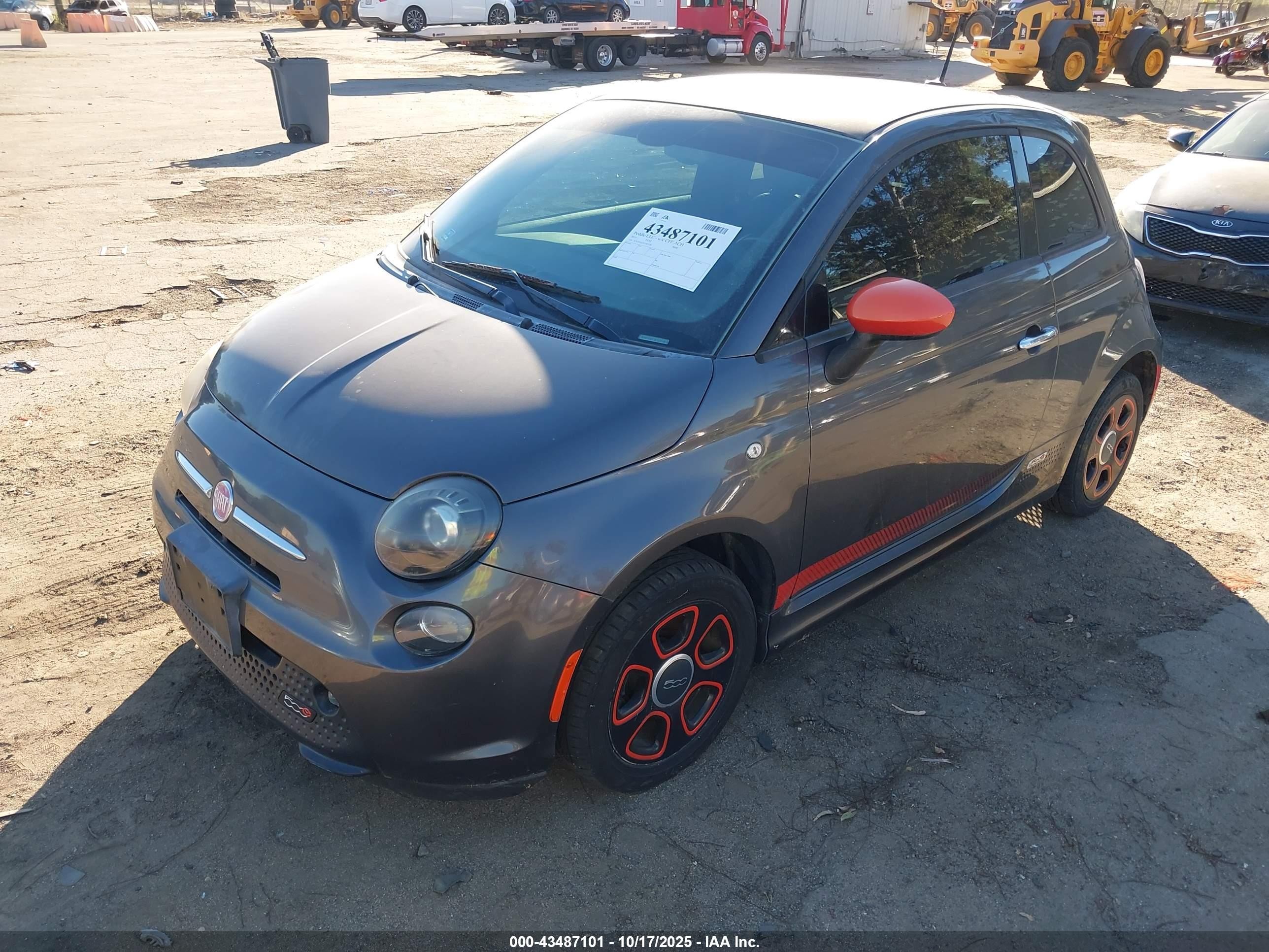 2015 Fiat 500e Battery Electric Gray vin: 3C3CFFGE5FT503720