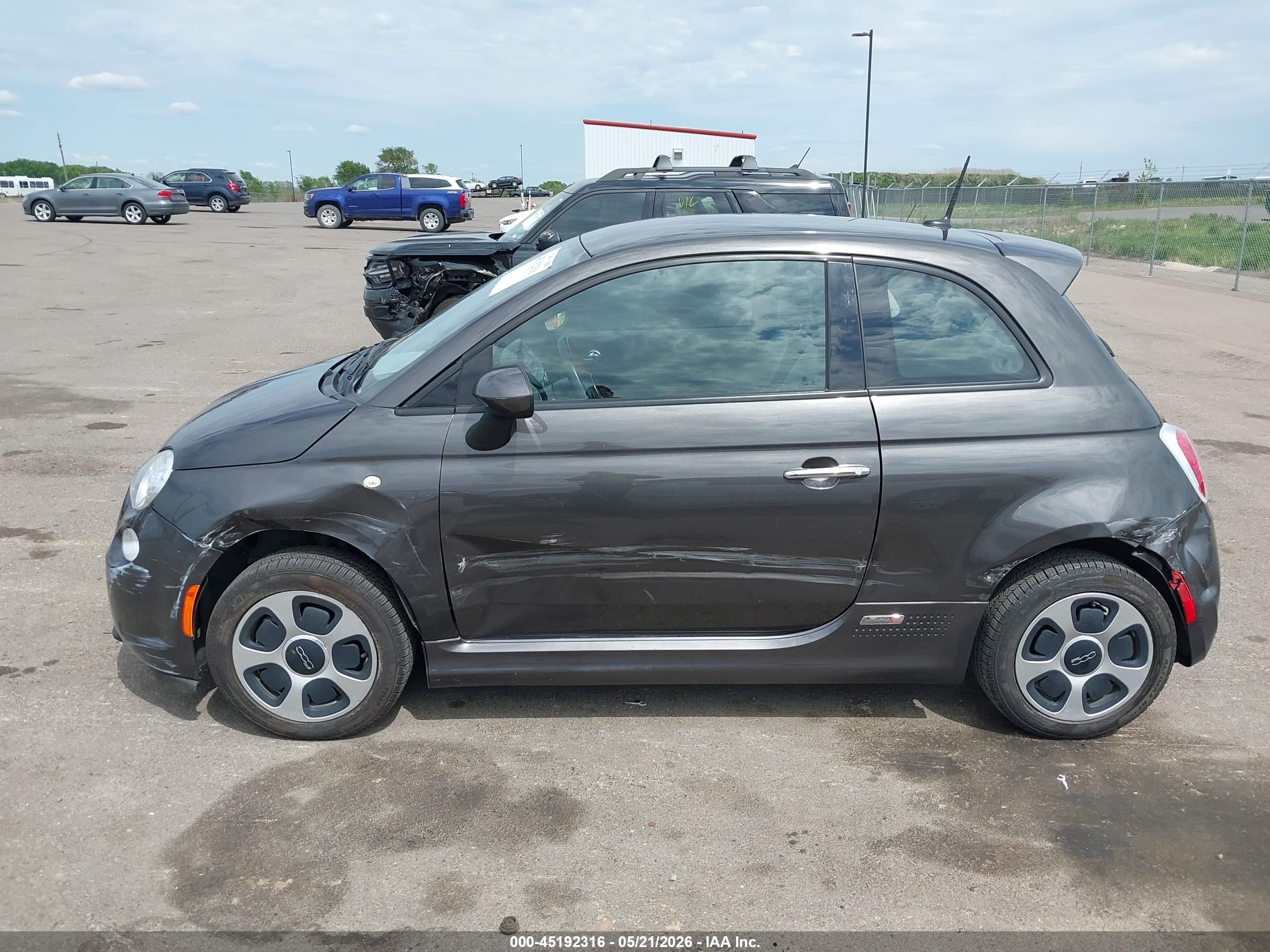 2015 Fiat 500e Battery Electric Gray vin: 3C3CFFGE6FT732861