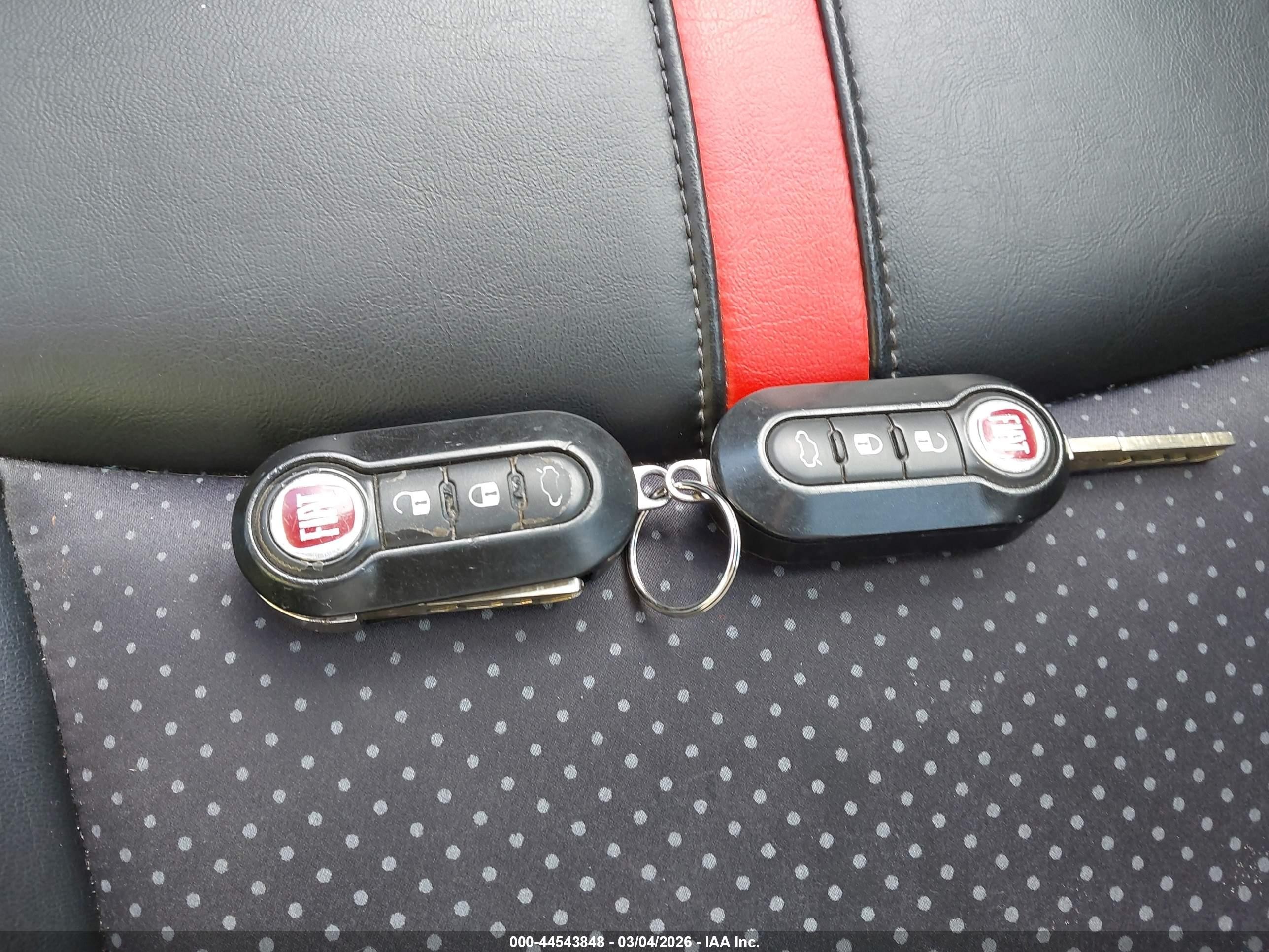 2015 Fiat 500e Battery Electric Silver vin: 3C3CFFGE7FT695450