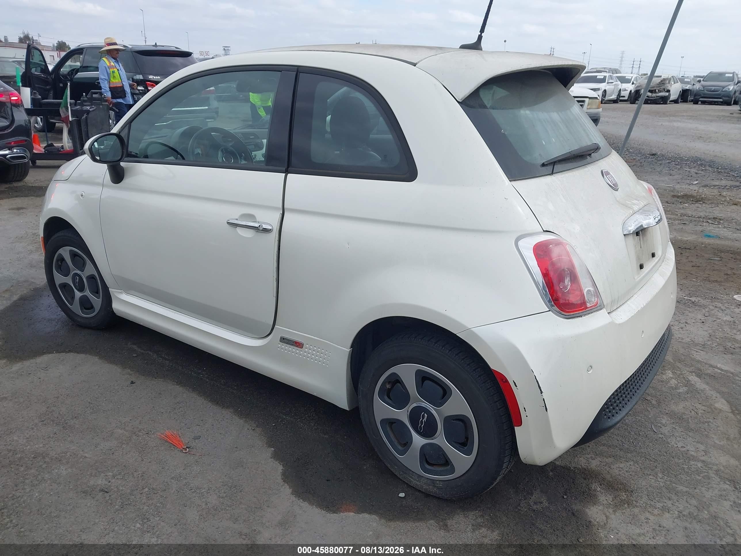 2015 Fiat 500e Battery Electric White vin: 3C3CFFGE7FT709699