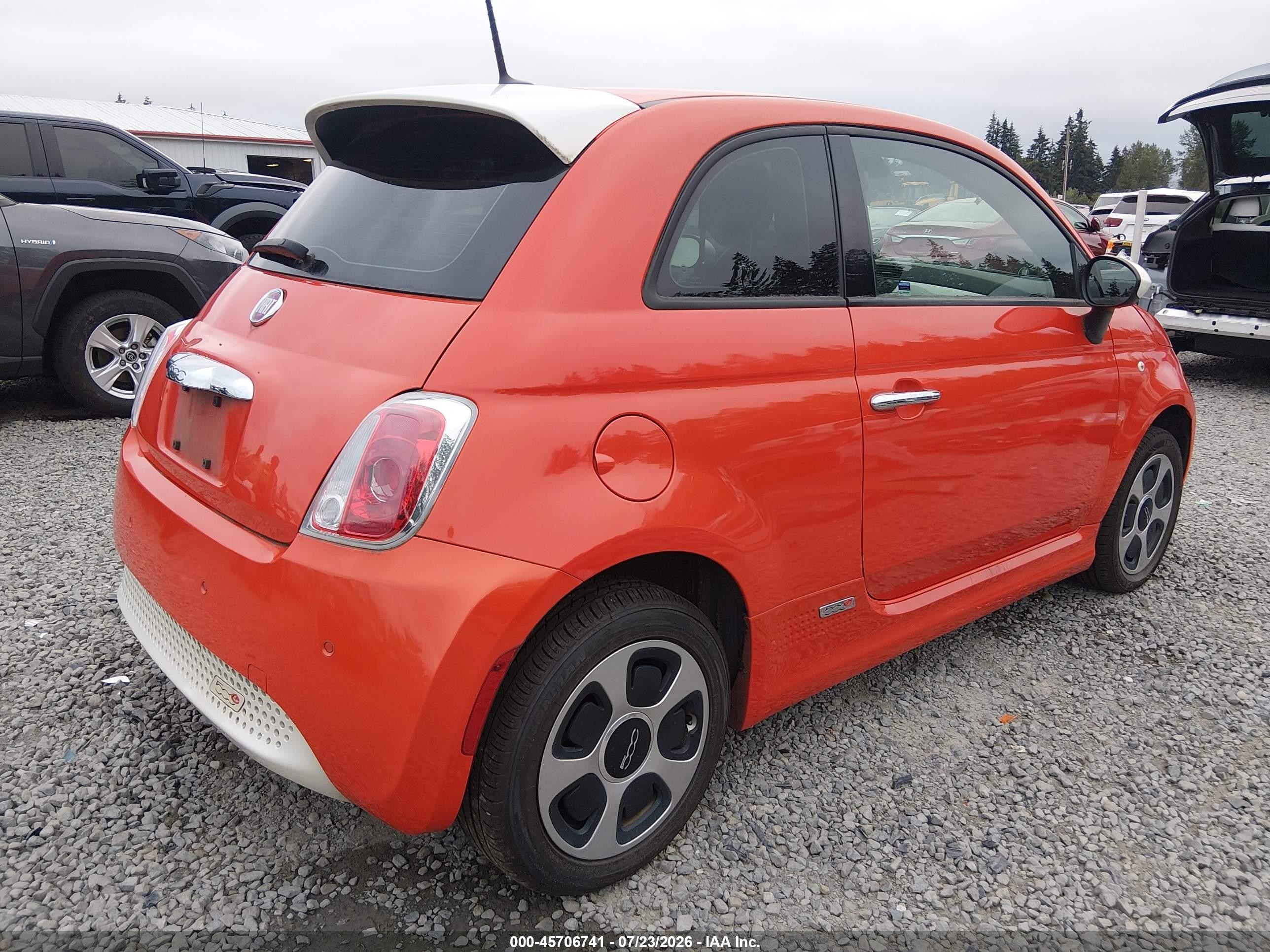 2015 Fiat 500e Battery Electric Orange vin: 3C3CFFGE9FT503266
