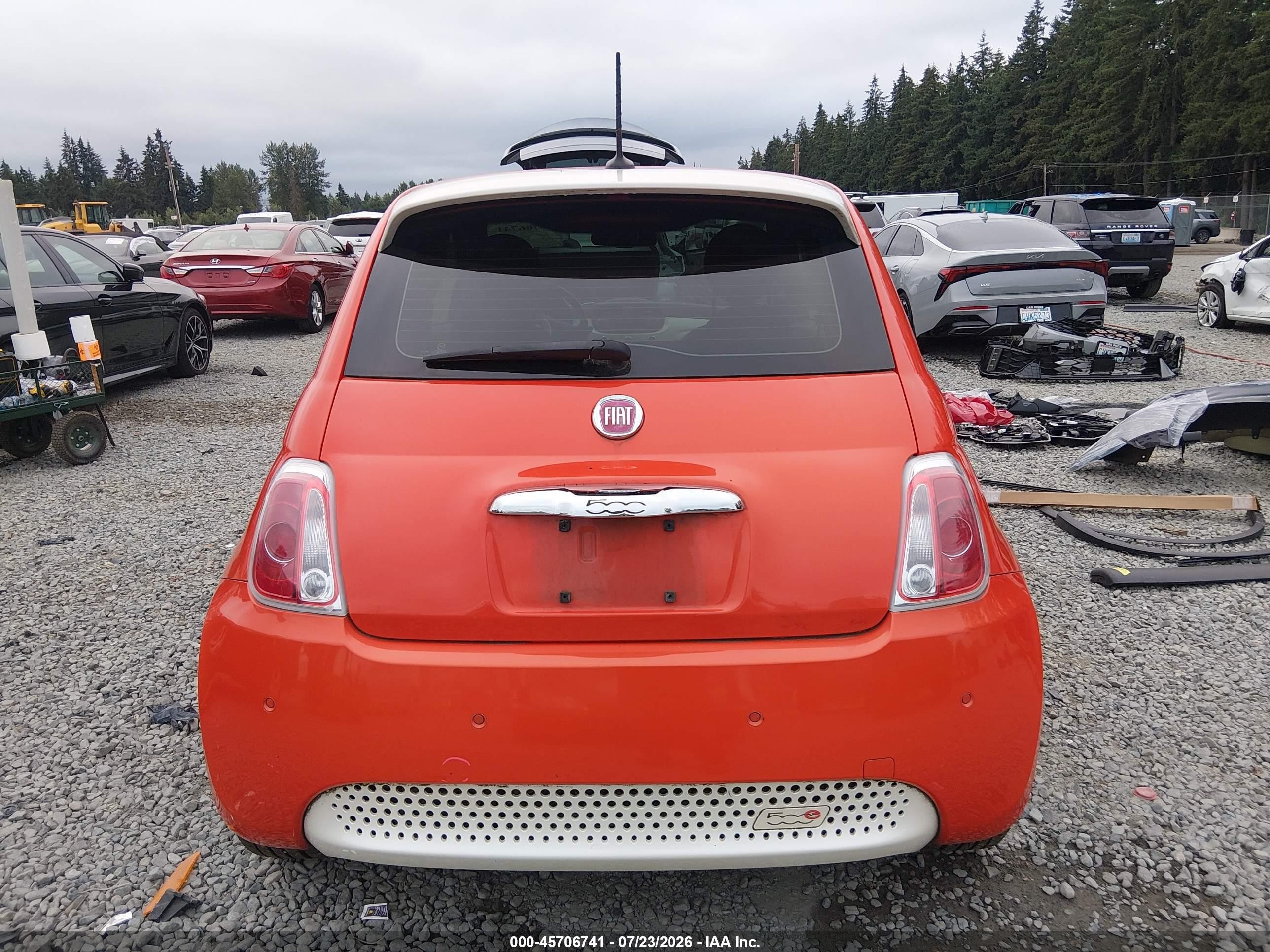 2015 Fiat 500e Battery Electric Orange vin: 3C3CFFGE9FT503266