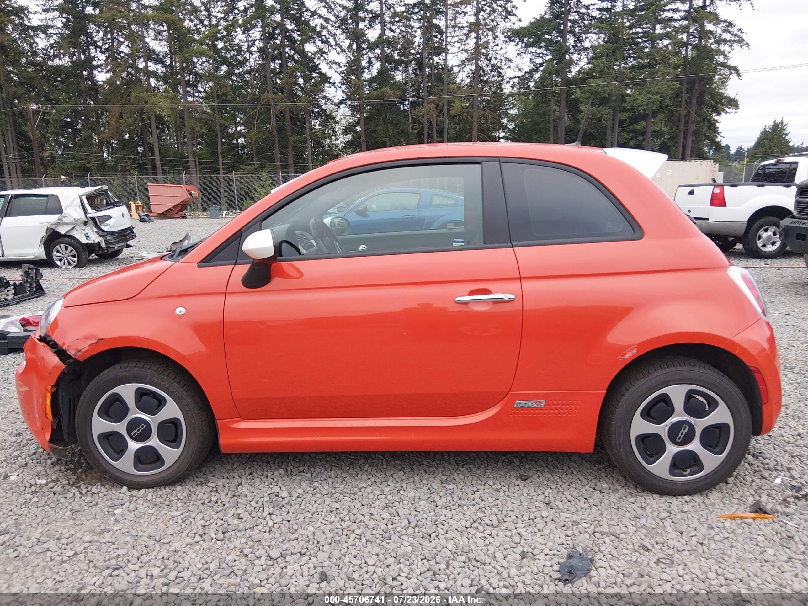 2015 Fiat 500e Battery Electric Orange vin: 3C3CFFGE9FT503266