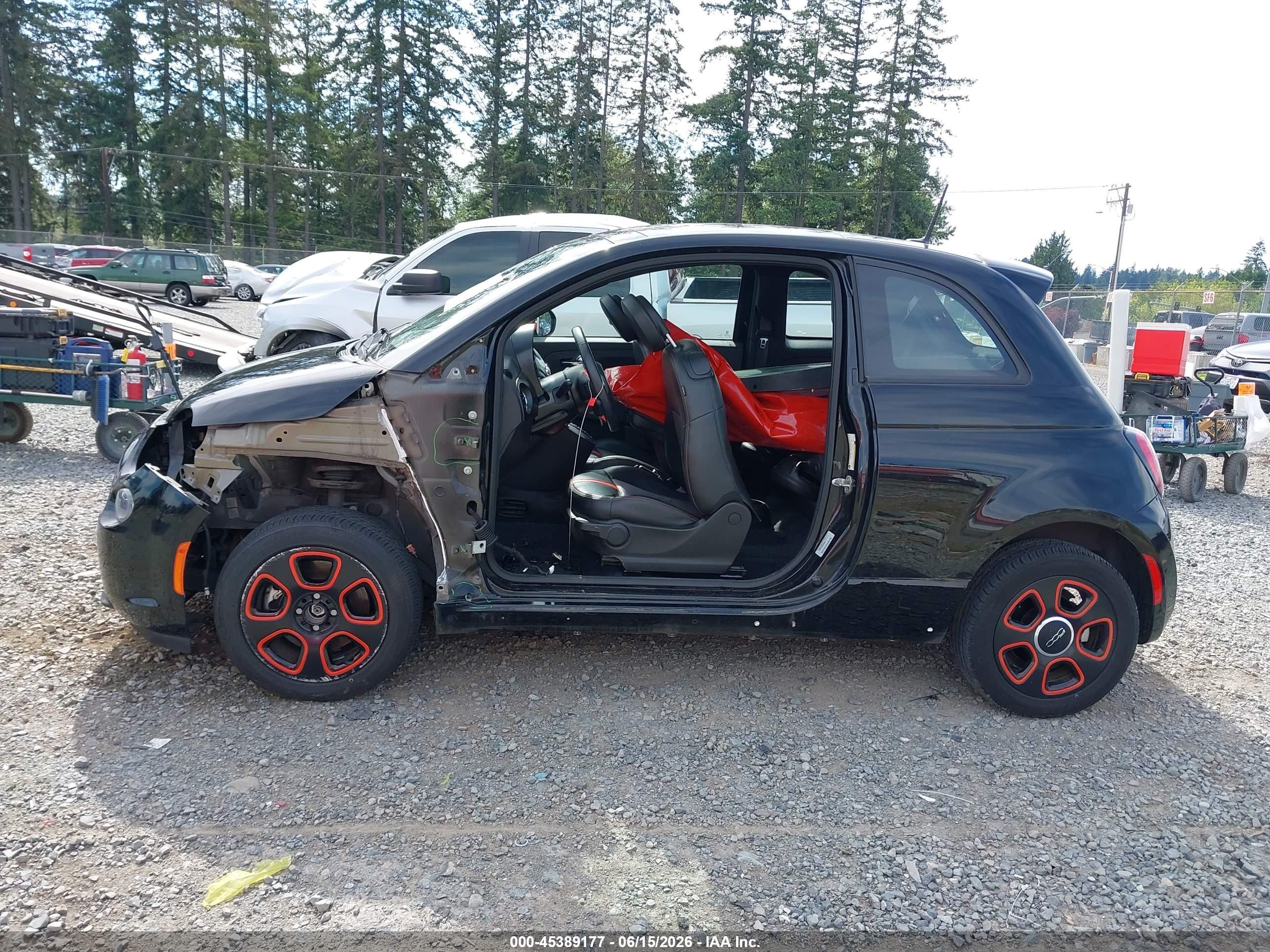 2015 Fiat 500e Battery Electric Black vin: 3C3CFFGEXFT623271