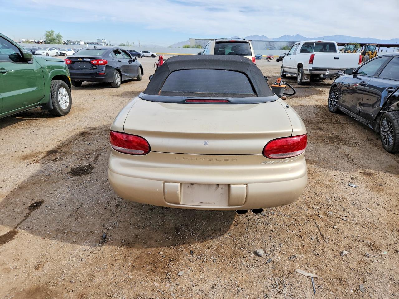 2000 Chrysler Sebring Jxi Gold vin: 3C3EL55H6YT239807
