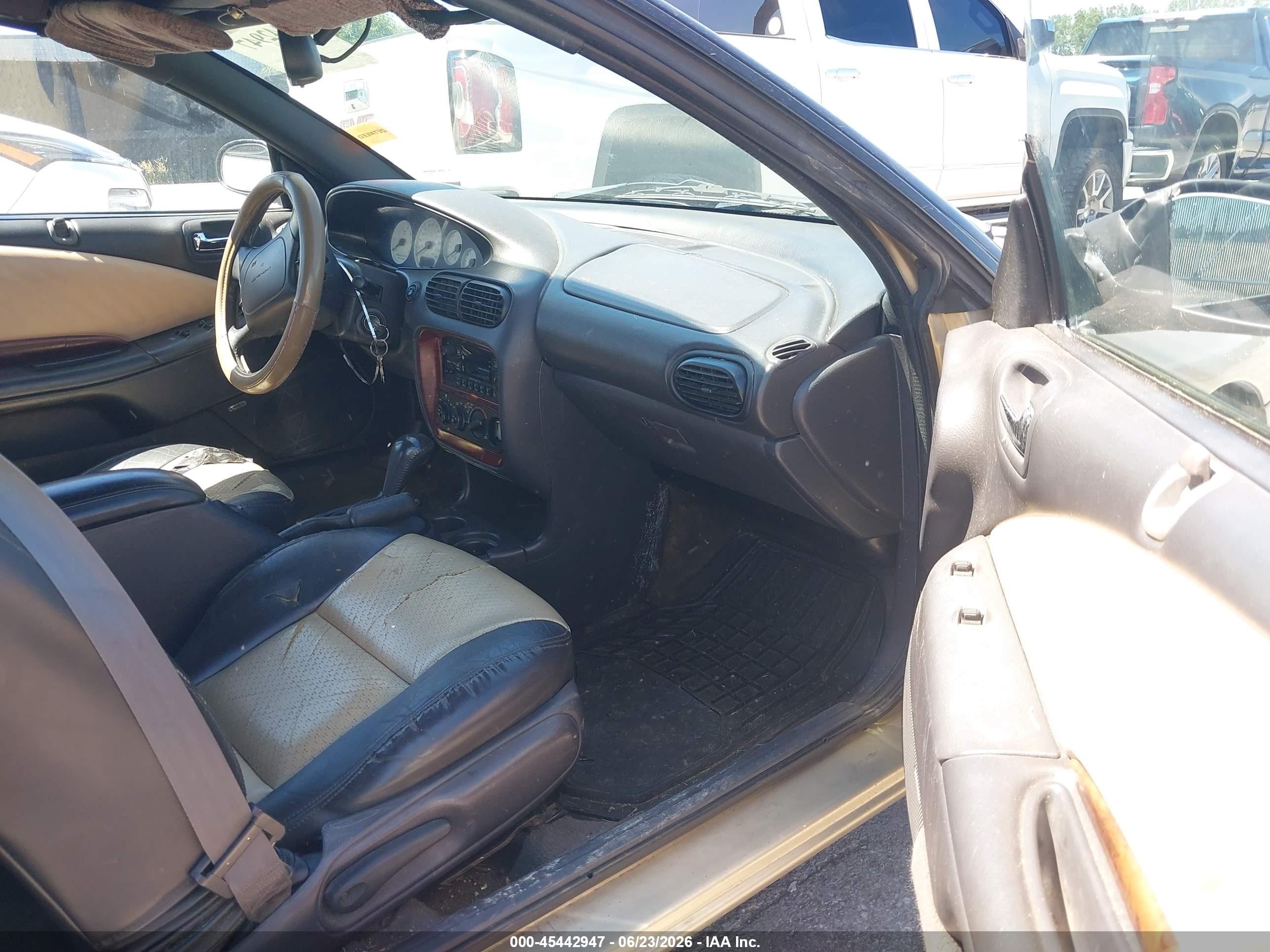 1998 Chrysler Sebring Jxi Gold vin: 3C3EL55H7WT248433