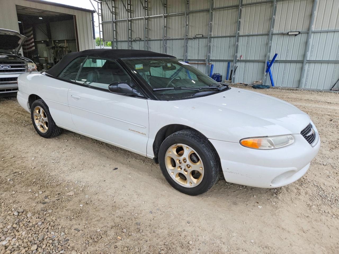 2000 Chrysler Sebring Jxi White vin: 3C3EL55H9YT239168