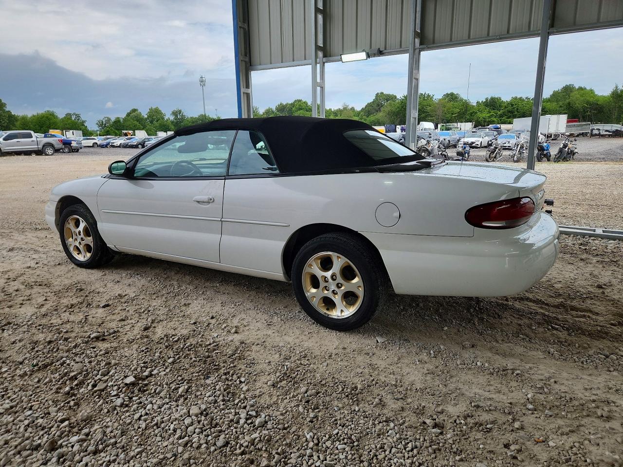 2000 Chrysler Sebring Jxi White vin: 3C3EL55H9YT239168
