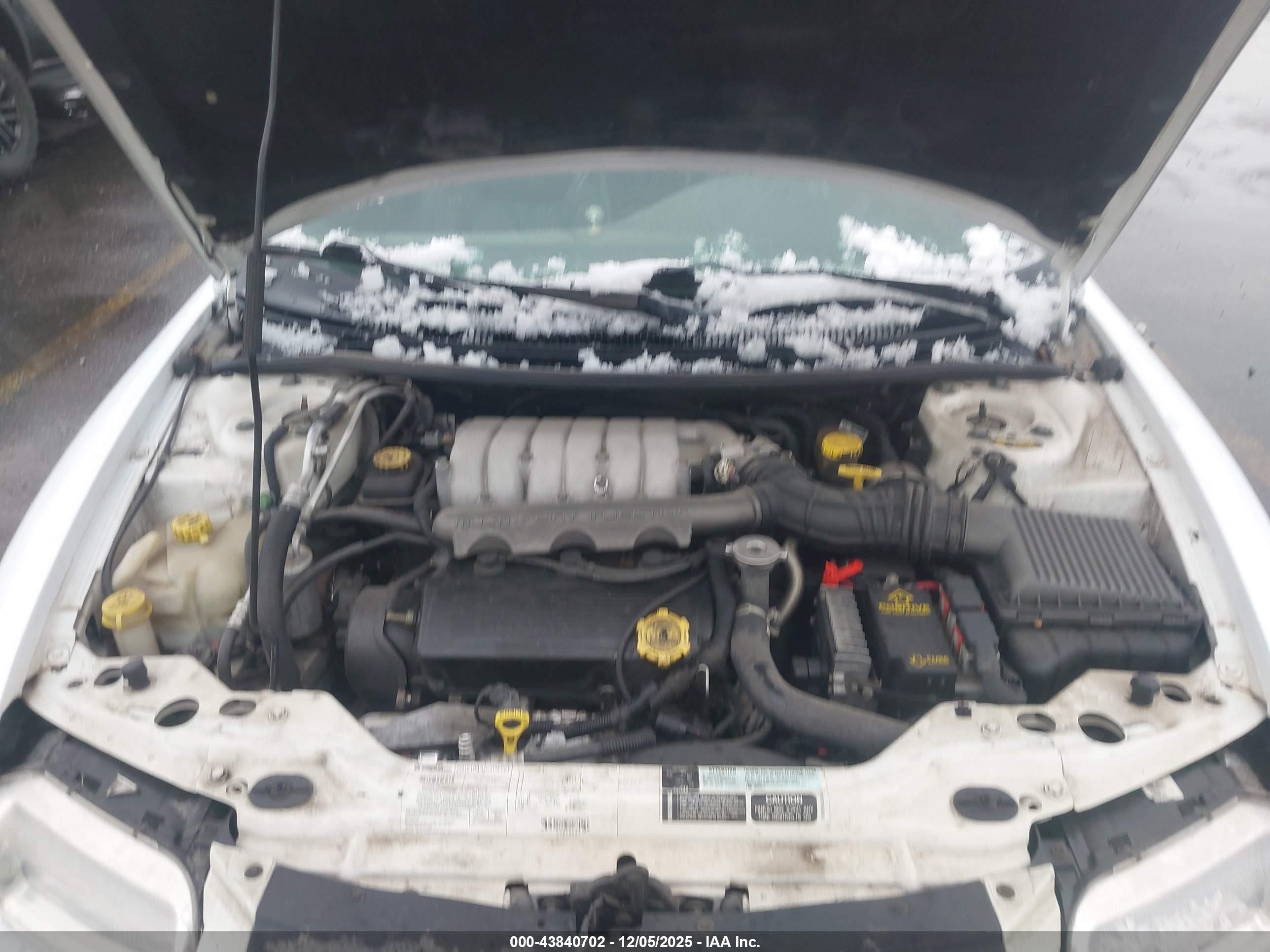 1999 Chrysler Sebring Jxi White vin: 3C3EL55HXXT553202