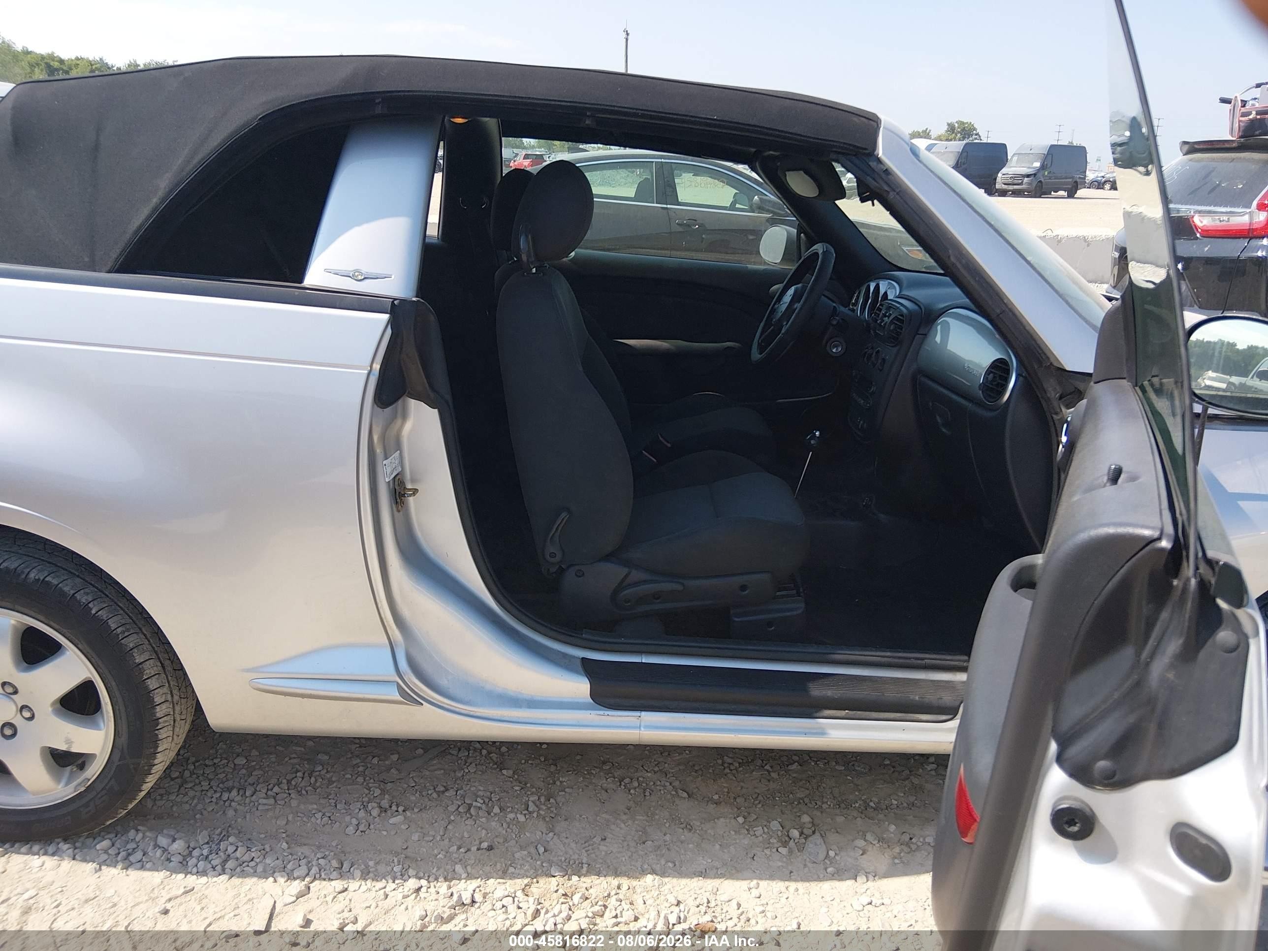 2005 Chrysler Pt Cruiser   Silver vin: 3C3EY45X15T604361