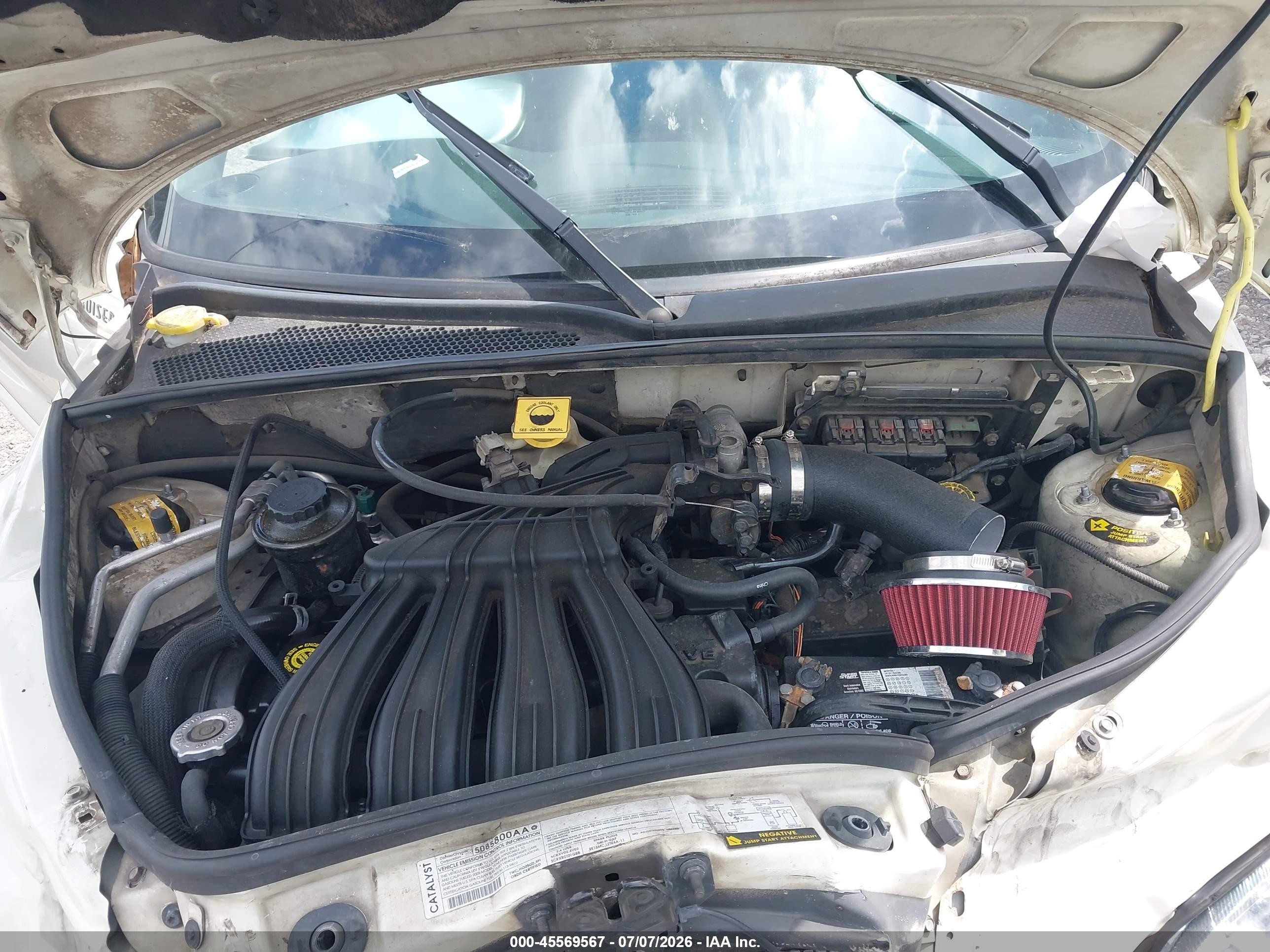 2005 Chrysler Pt Cruiser   Cream vin: 3C3EY45X35T615734
