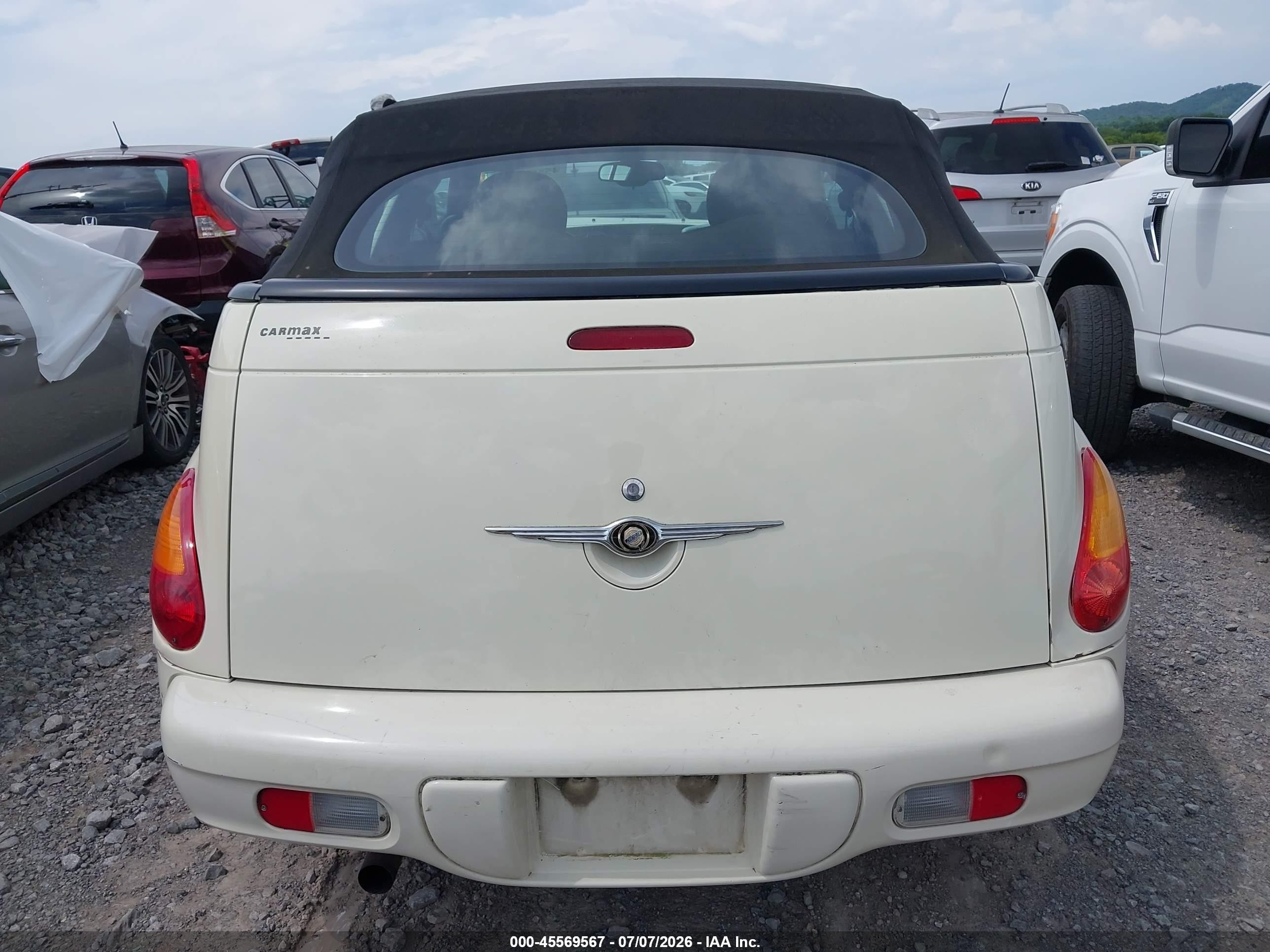 2005 Chrysler Pt Cruiser   Cream vin: 3C3EY45X35T615734