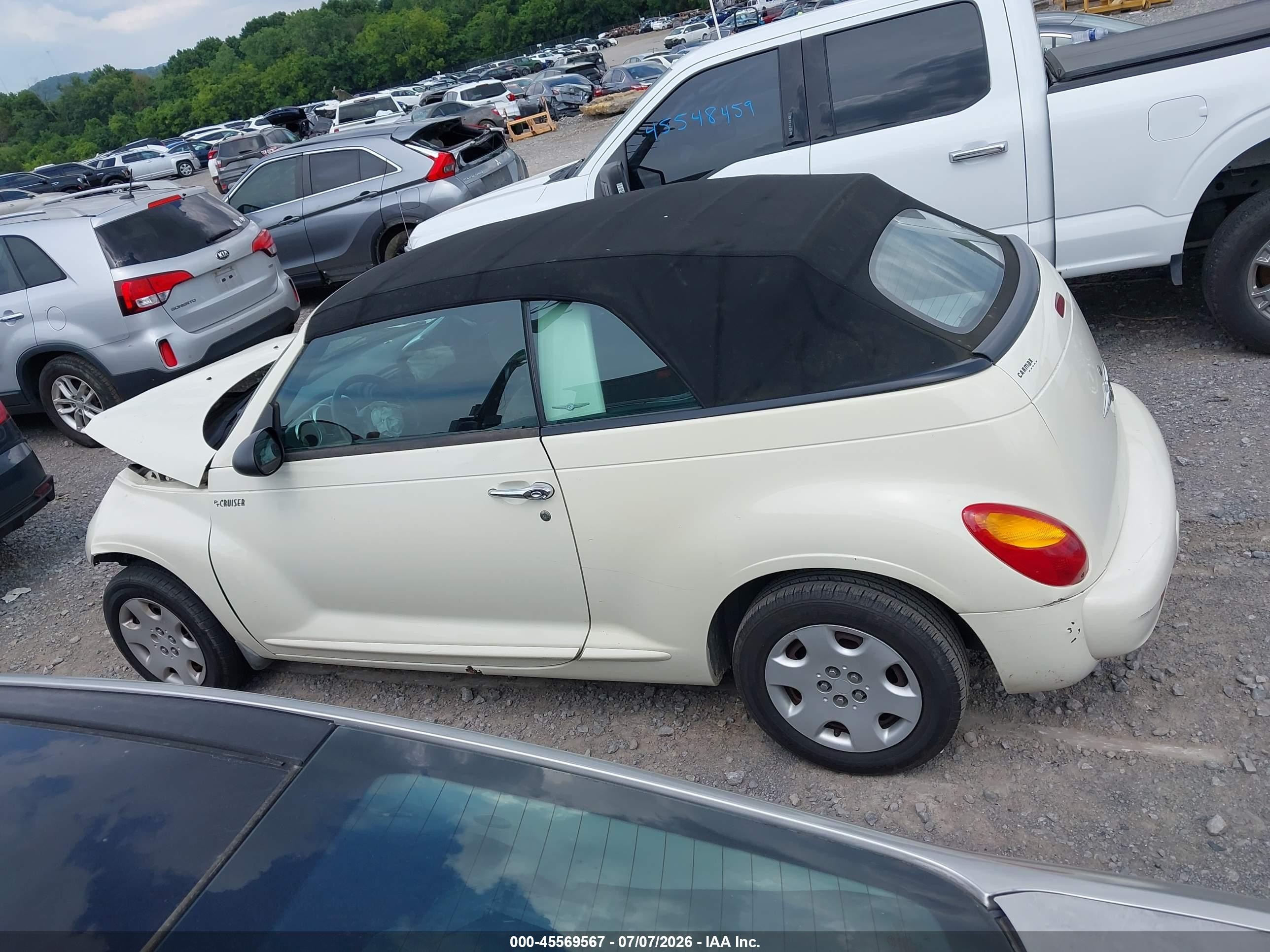 2005 Chrysler Pt Cruiser   Cream vin: 3C3EY45X35T615734