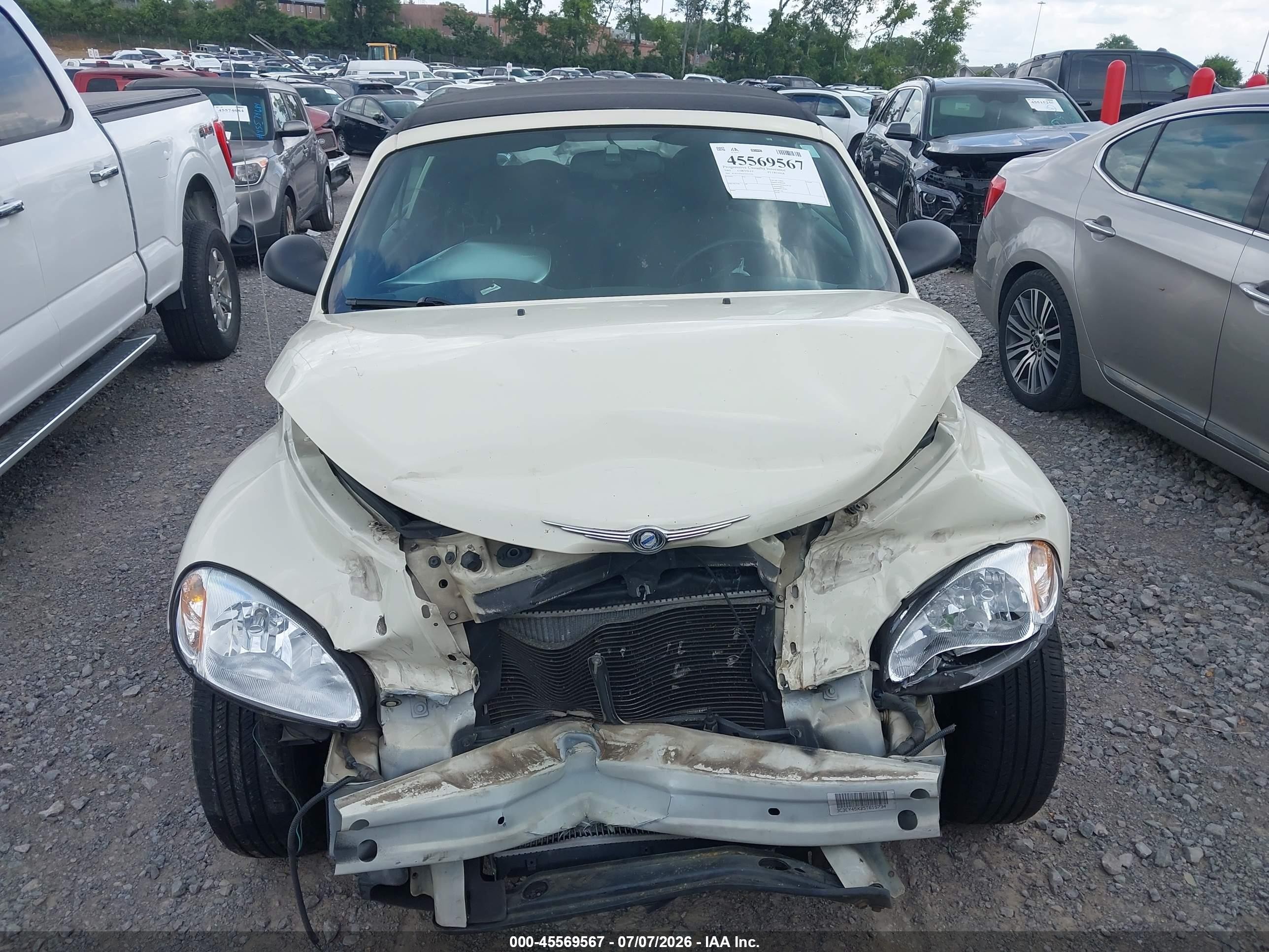 2005 Chrysler Pt Cruiser   Cream vin: 3C3EY45X35T615734