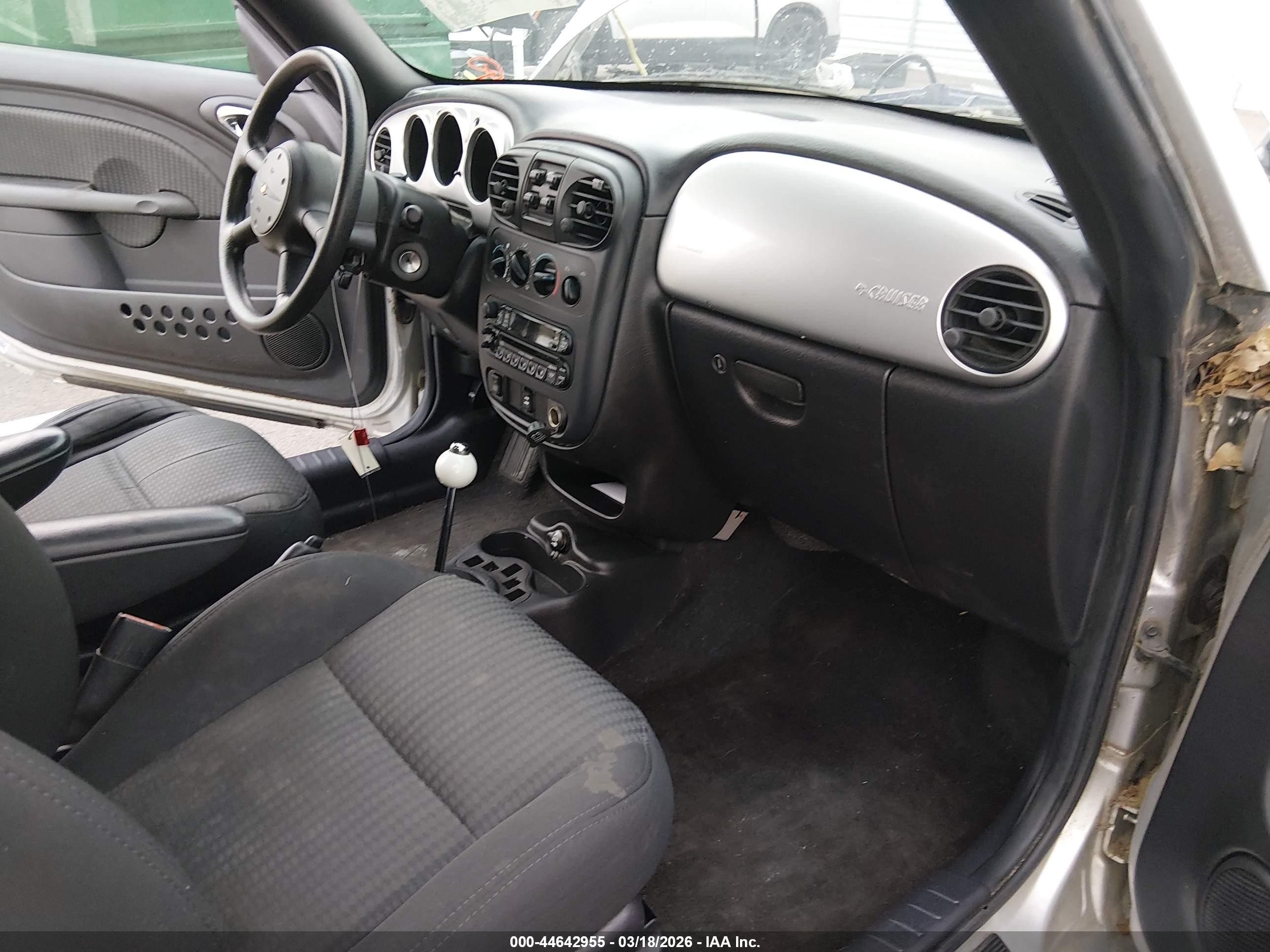 2005 Chrysler Pt Cruiser Touring Серебряный vin: 3C3EY55E65T290792