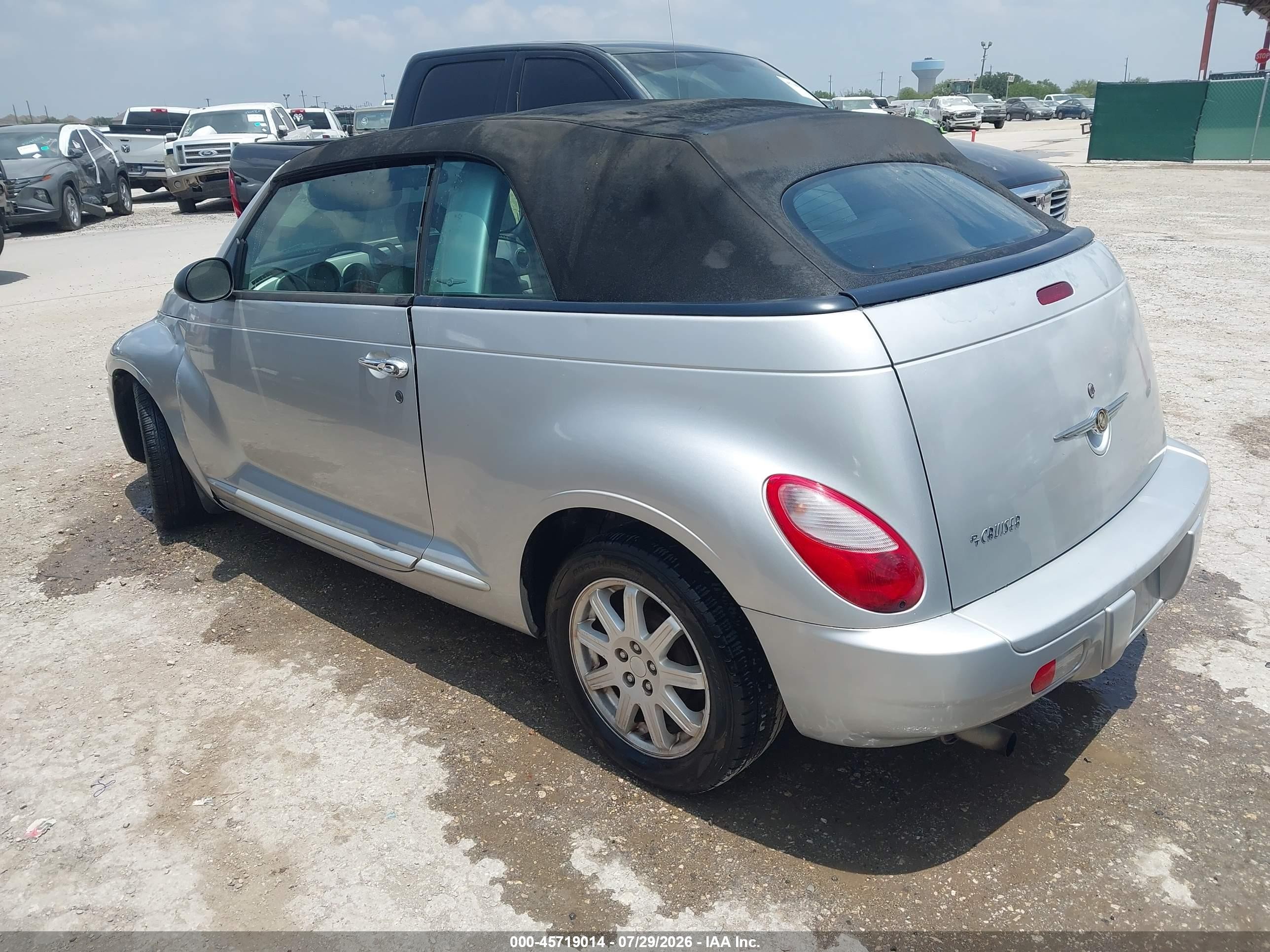 2007 Chrysler Pt Cruiser   Silver vin: 3C3JY45X57T550869