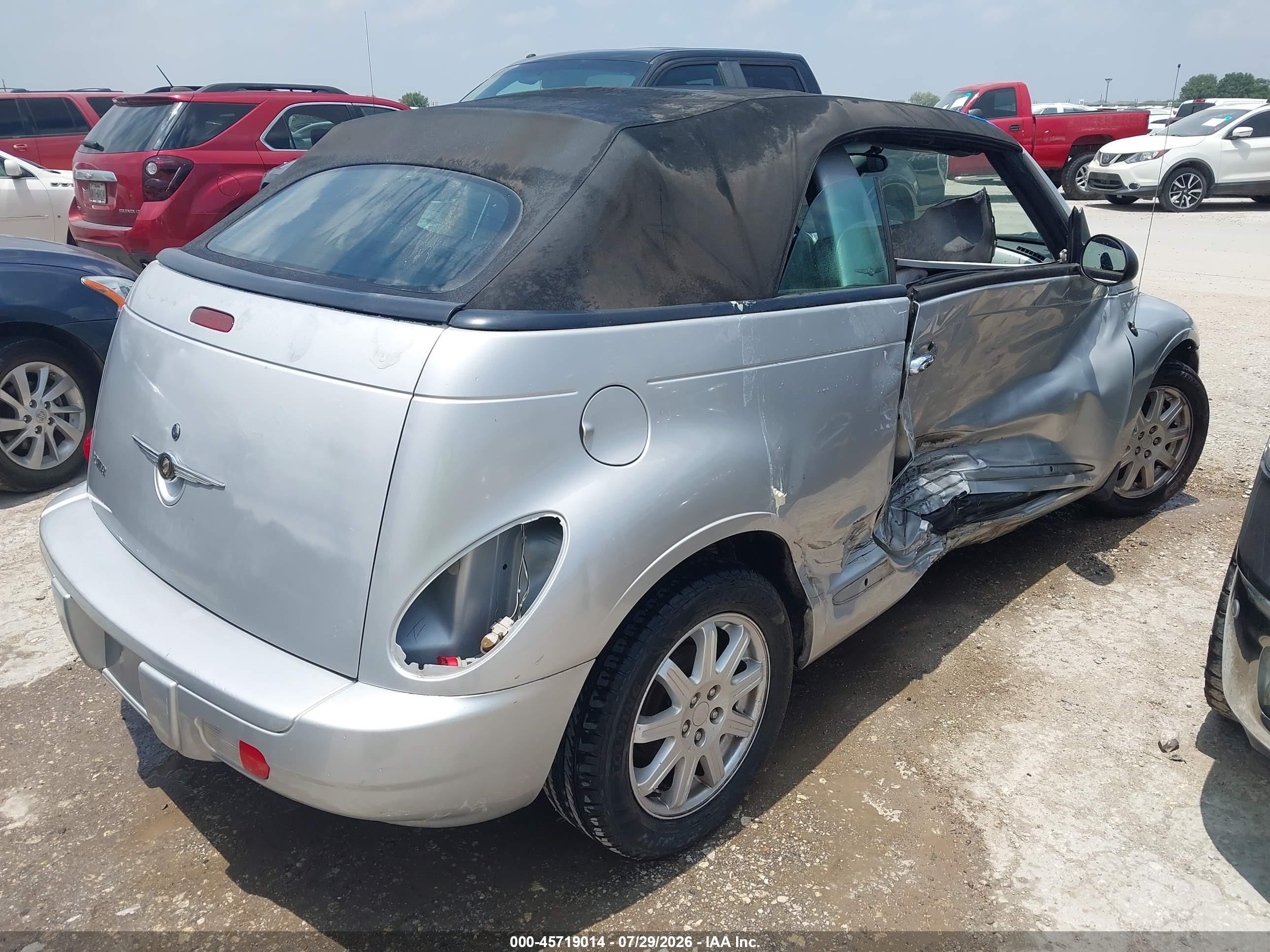 2007 Chrysler Pt Cruiser   Silver vin: 3C3JY45X57T550869