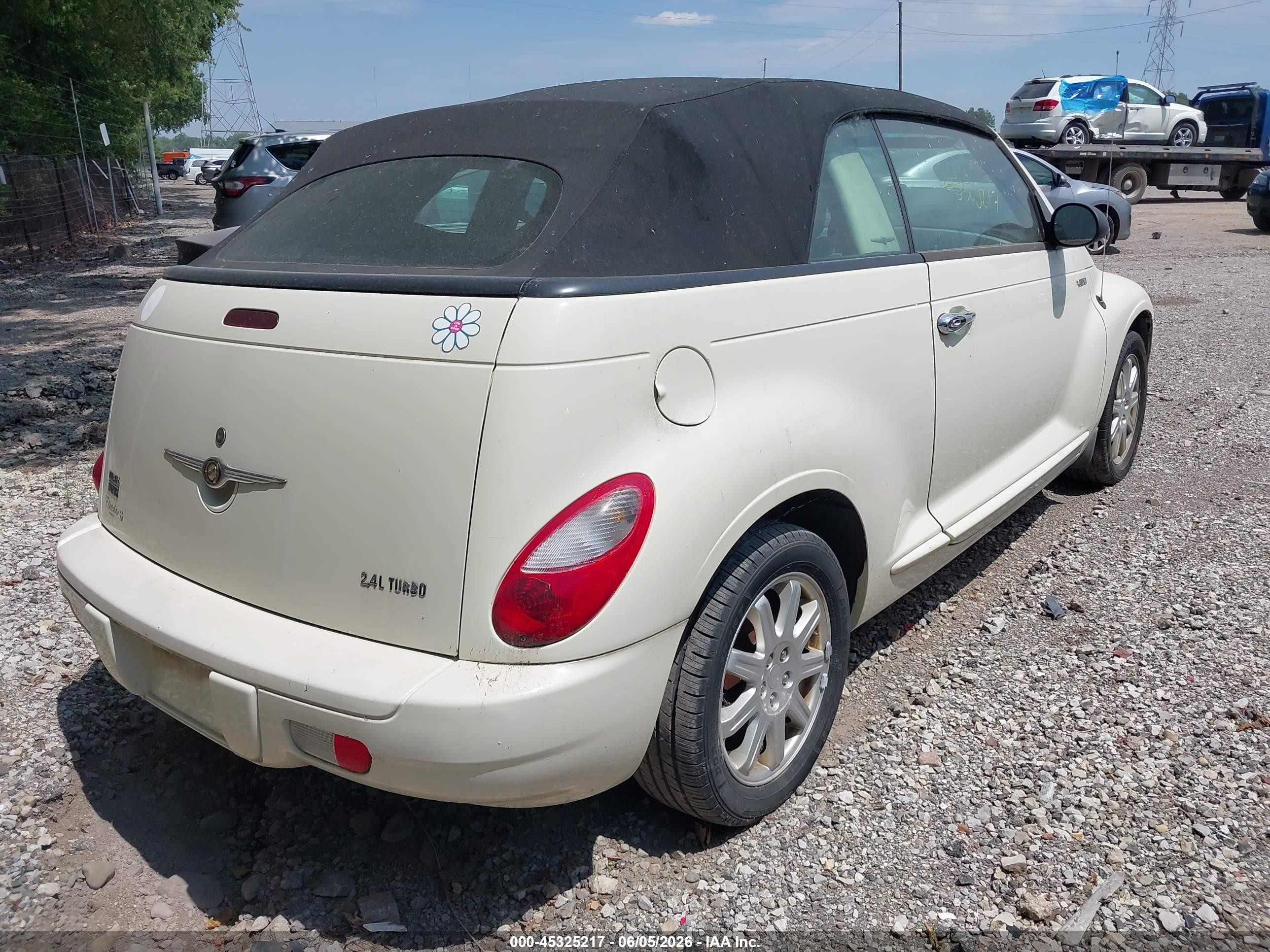 2006 Chrysler Pt Cruiser Touring Cream vin: 3C3JY55E16T374468