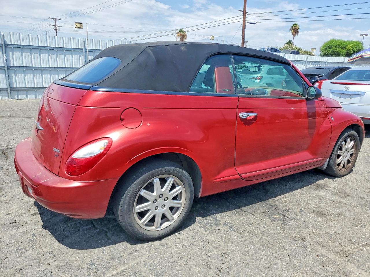 2007 Chrysler Pt Cruiser Touring Red vin: 3C3JY55E57T627700
