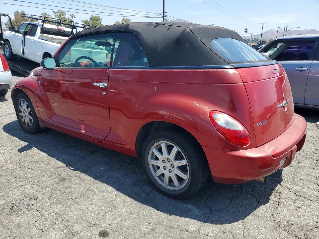 2007 Chrysler Pt Cruiser Touring Red vin: 3C3JY55E57T627700