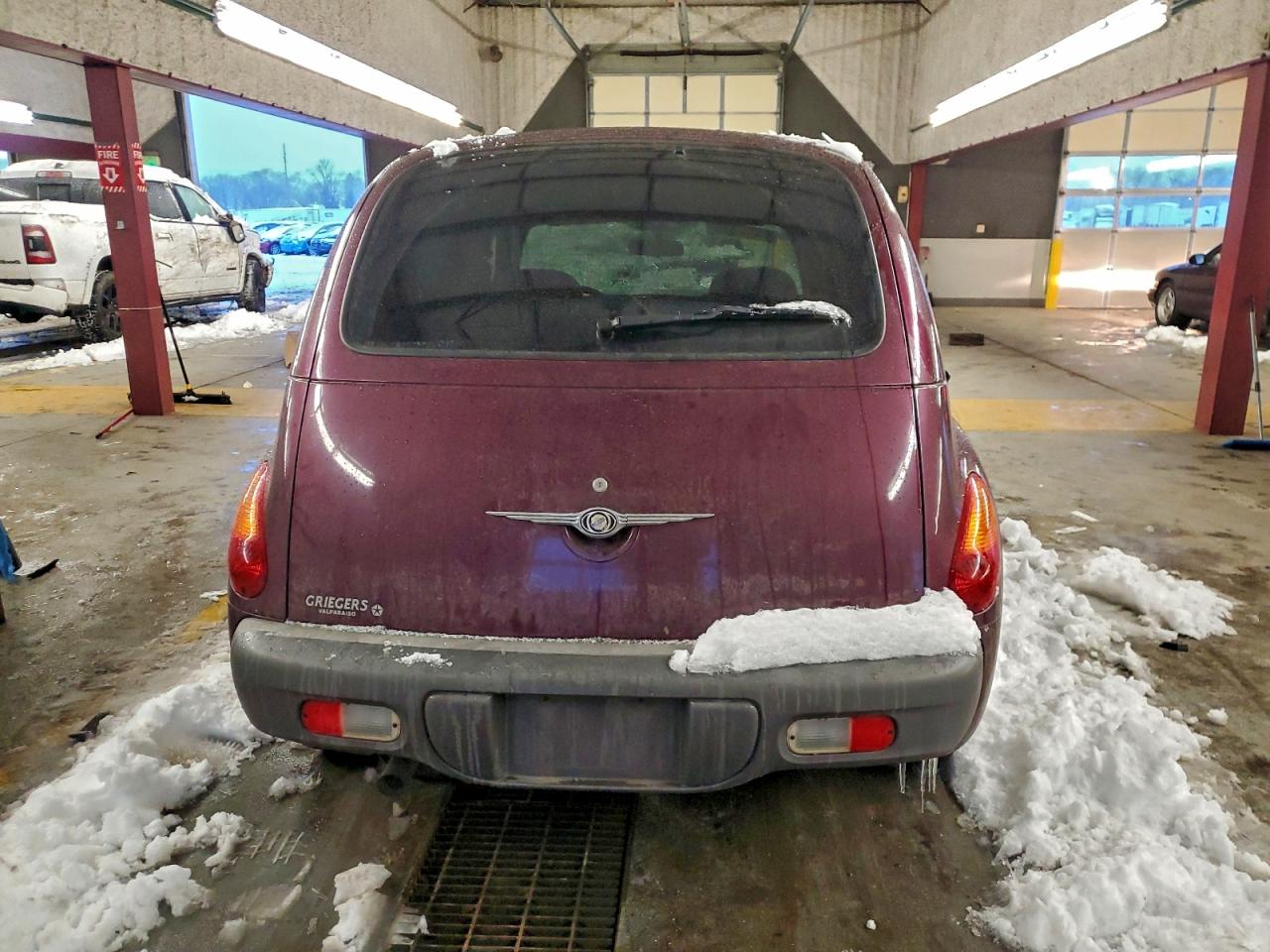 2002 Chrysler Pt Cruiser Classic Purple vin: 3C4FY48B02T381340