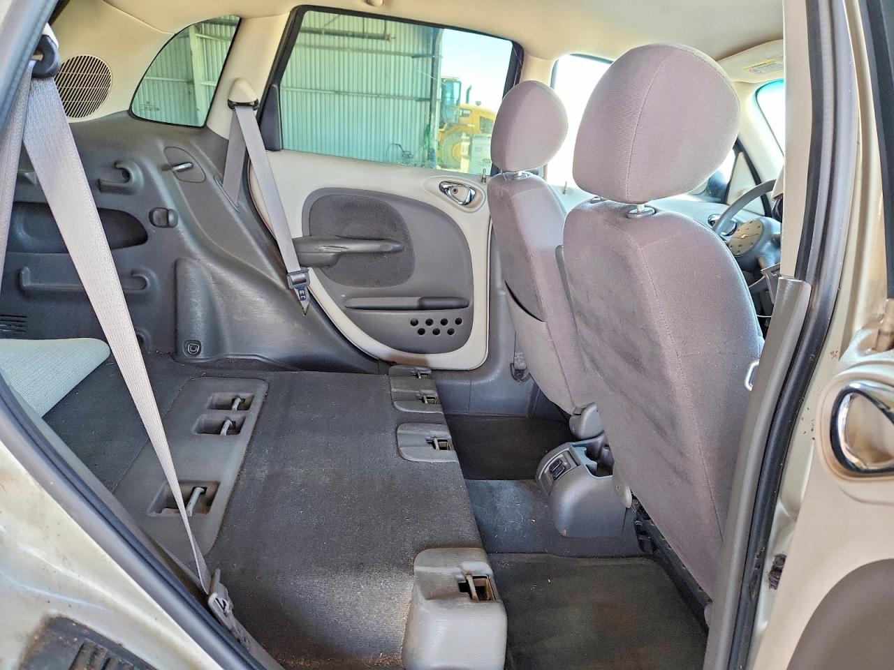 2005 Chrysler Pt Cruiser Желто-коричневый vin: 3C4FY48B05T555248