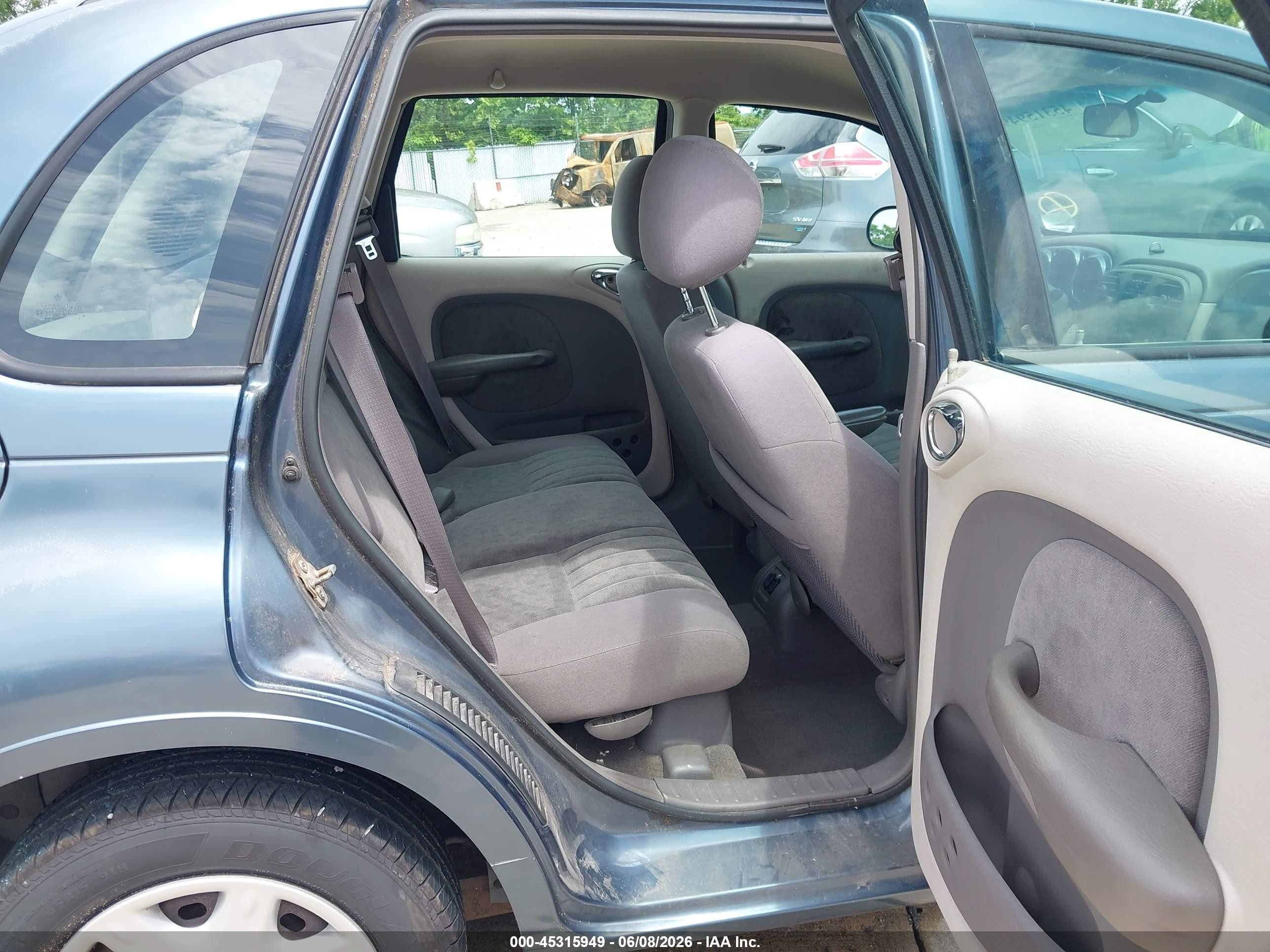2002 Chrysler Pt Cruiser   Green vin: 3C4FY48B12T231043