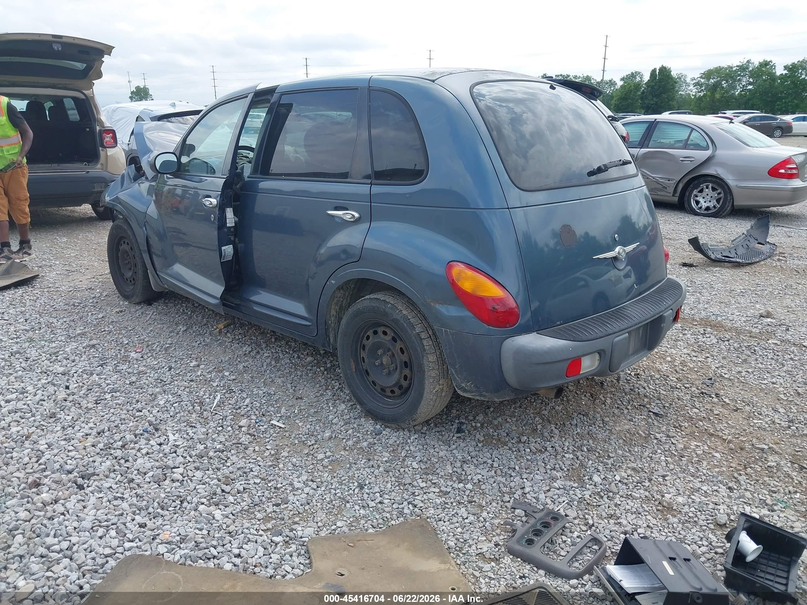 2002 Chrysler Pt Cruiser   Синий vin: 3C4FY48B12T271414