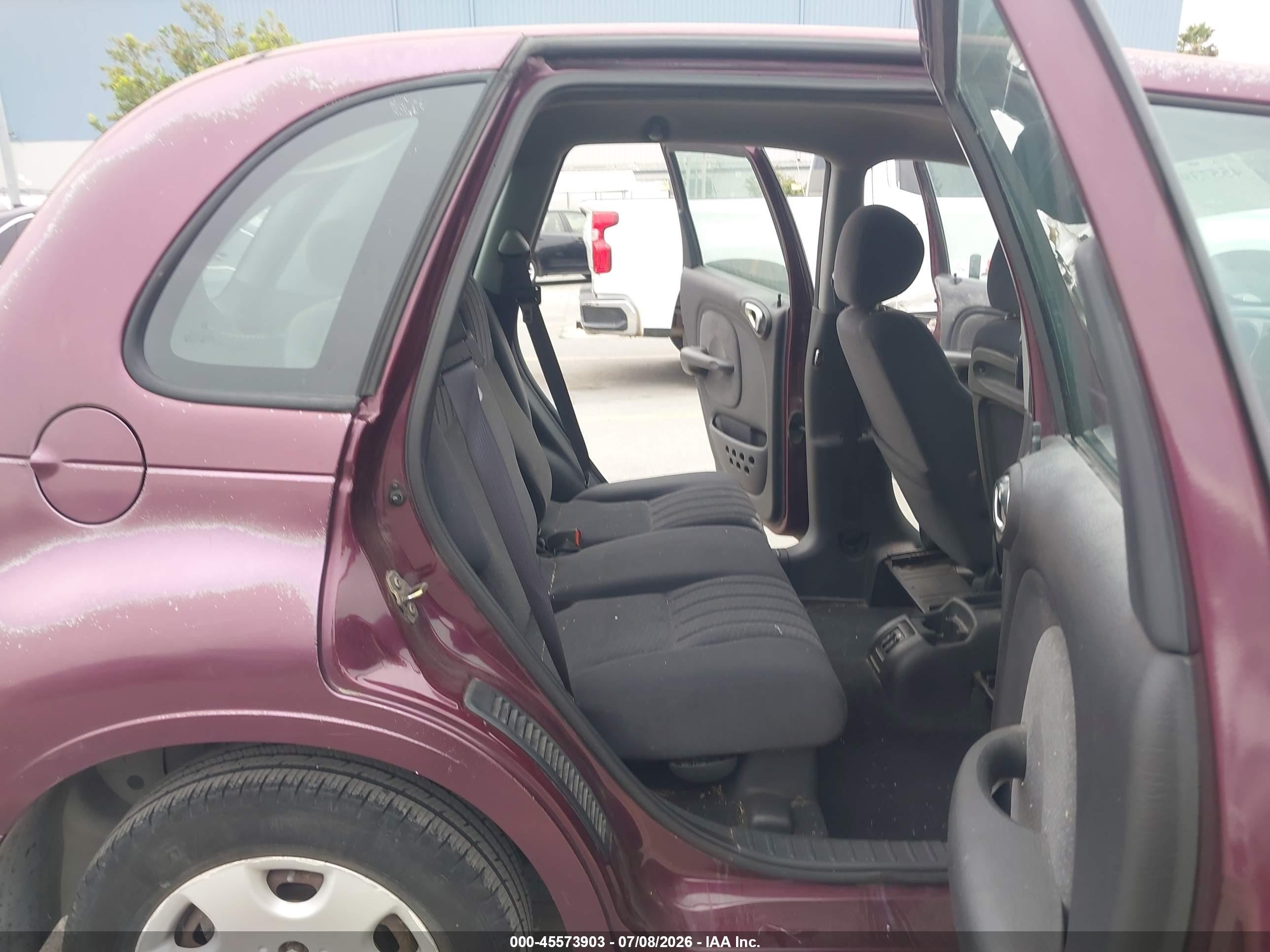 2003 Chrysler Pt Cruiser   Beige vin: 3C4FY48B23T570055