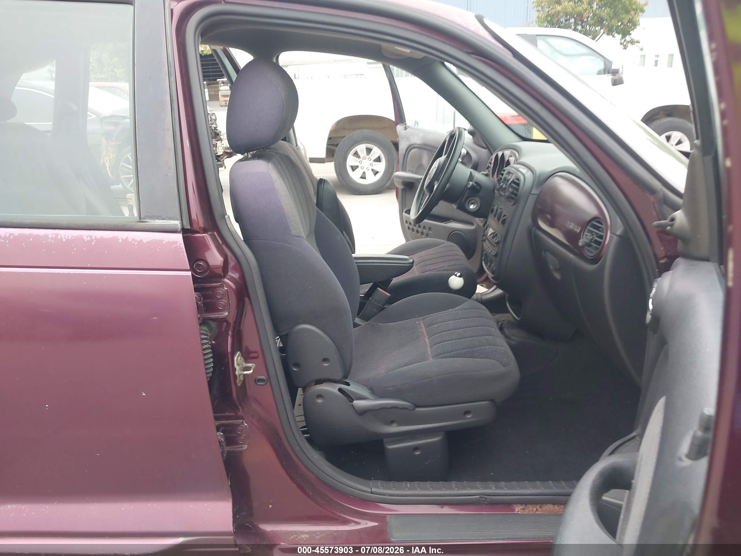 2003 Chrysler Pt Cruiser   Beige vin: 3C4FY48B23T570055