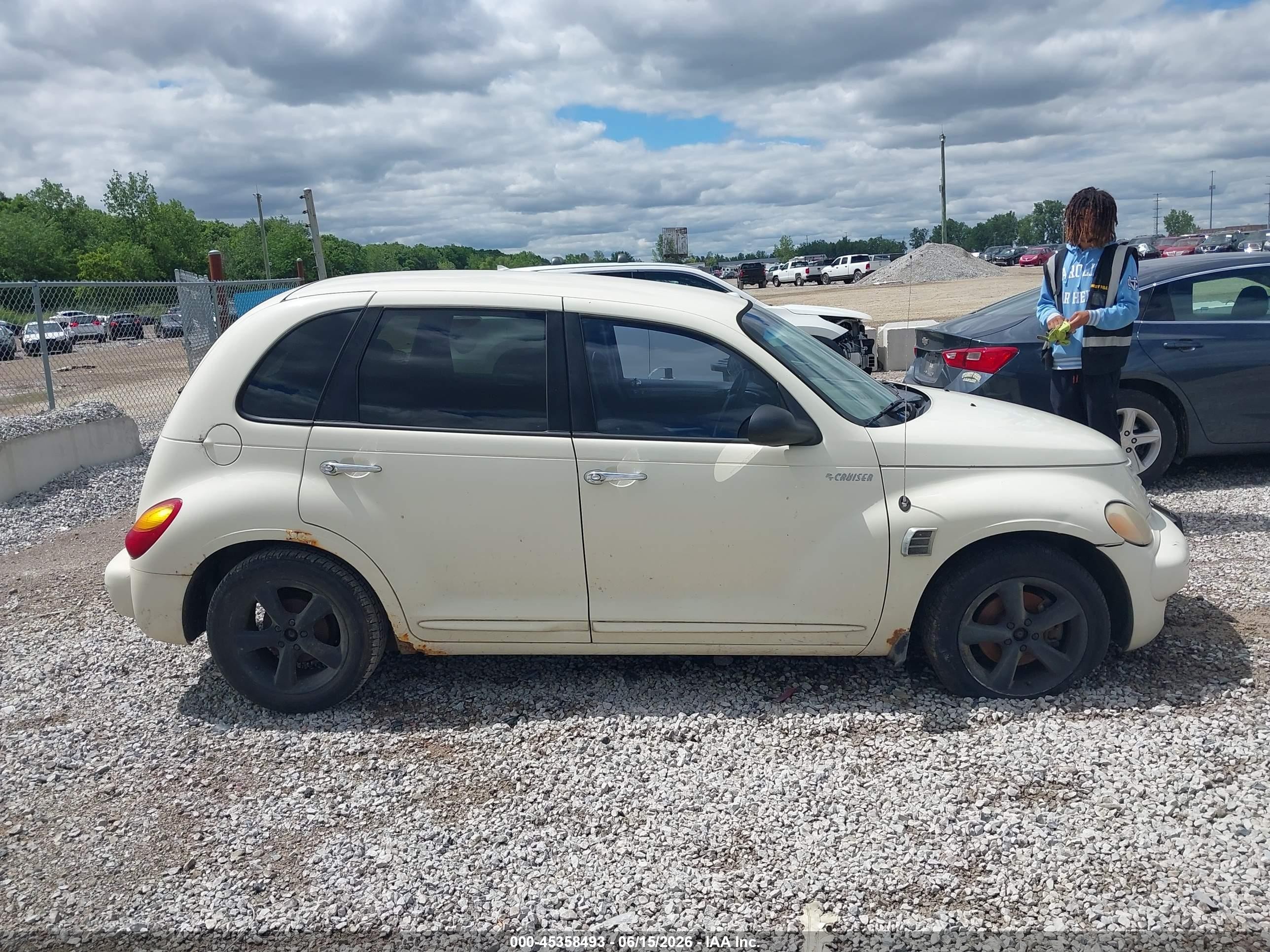 2004 Chrysler Pt Cruiser Classic Edition White vin: 3C4FY48B24T280951
