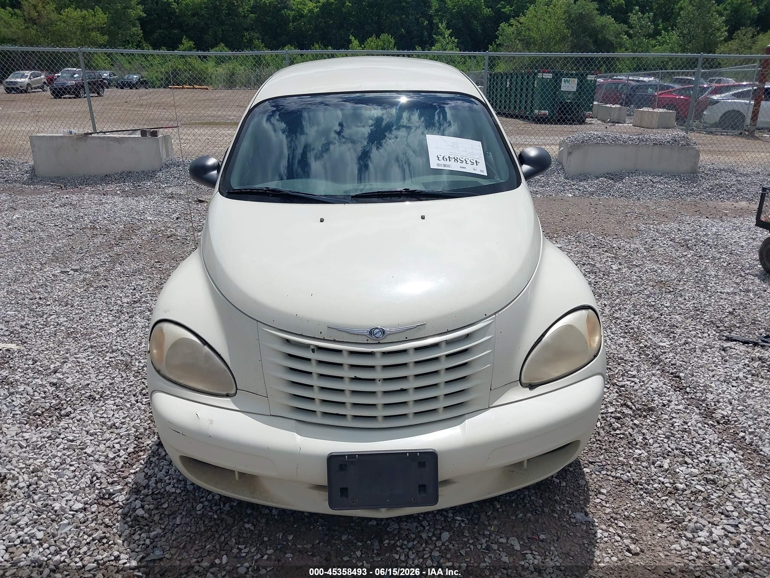 2004 Chrysler Pt Cruiser Classic Edition White vin: 3C4FY48B24T280951