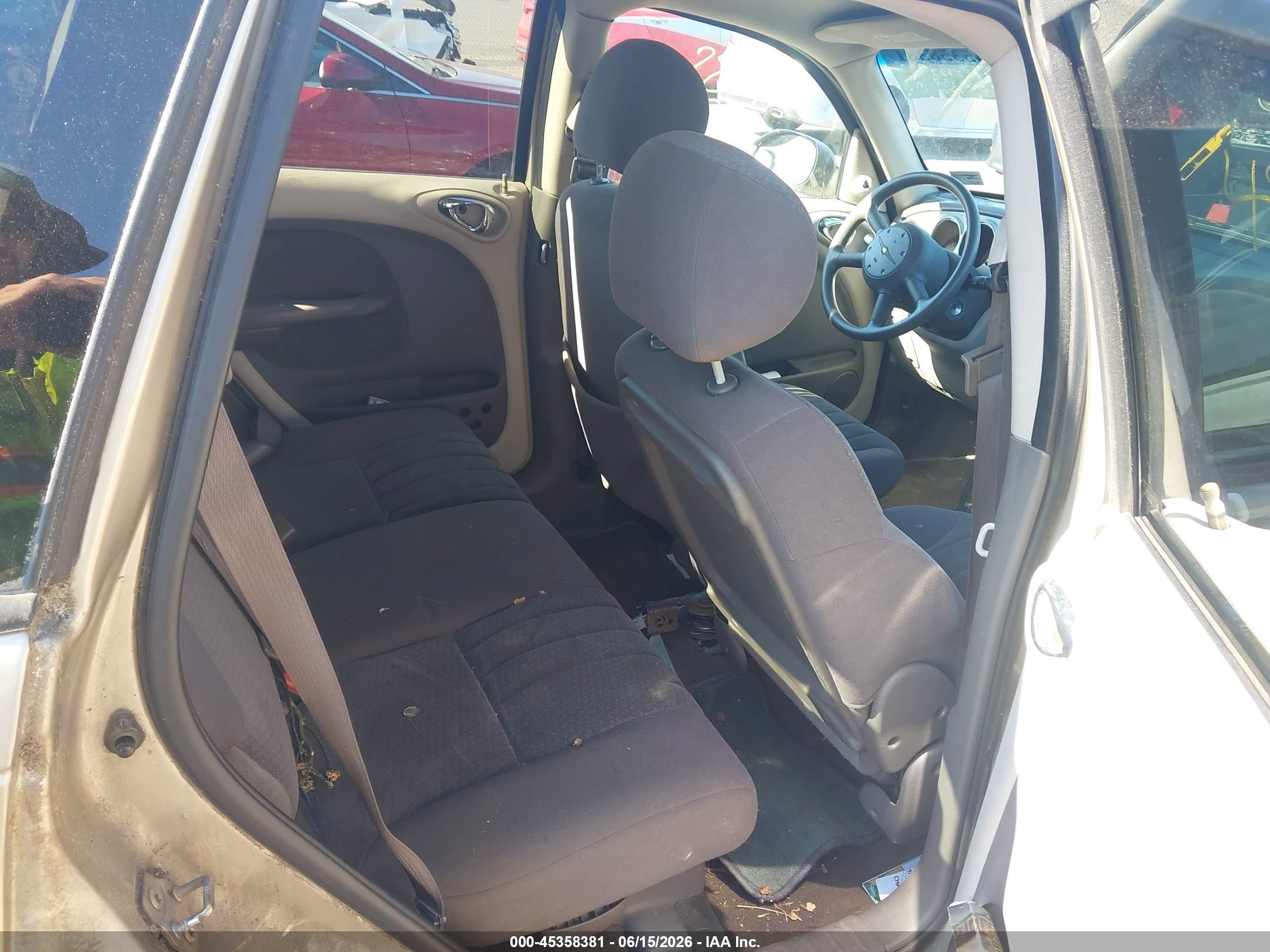 2004 Chrysler Pt Cruiser   Gold vin: 3C4FY48B24T336094
