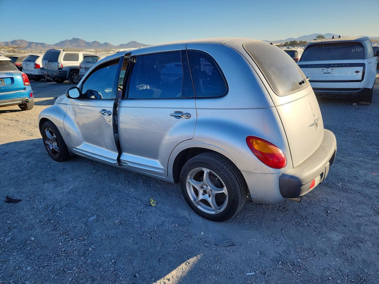 2002 Chrysler Pt Cruiser Classic Silver vin: 3C4FY48B42T307421
