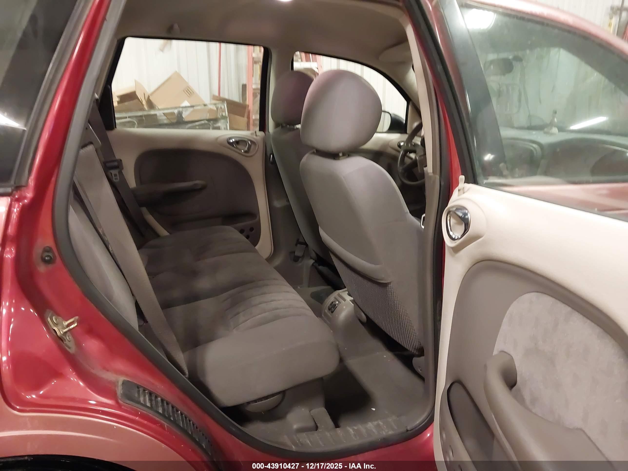 2002 Chrysler Pt Cruiser   Maroon vin: 3C4FY48B52T372262