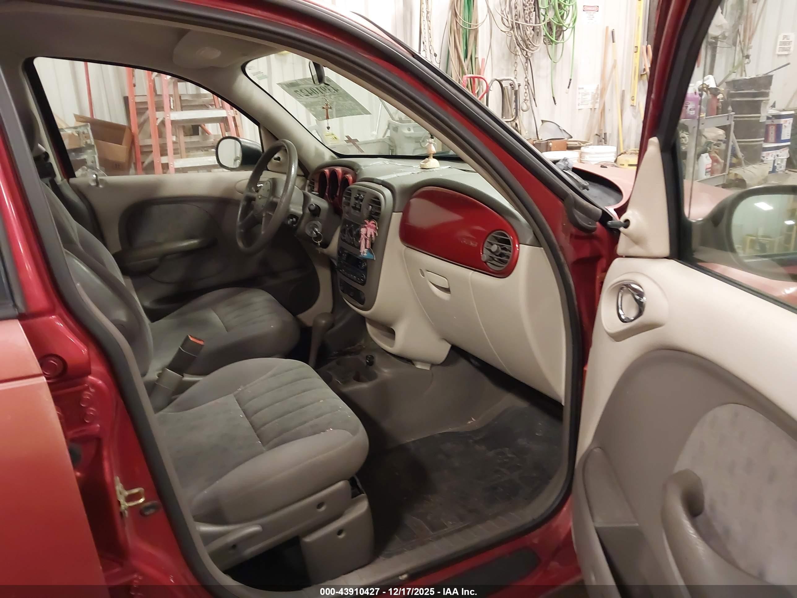 2002 Chrysler Pt Cruiser   Maroon vin: 3C4FY48B52T372262