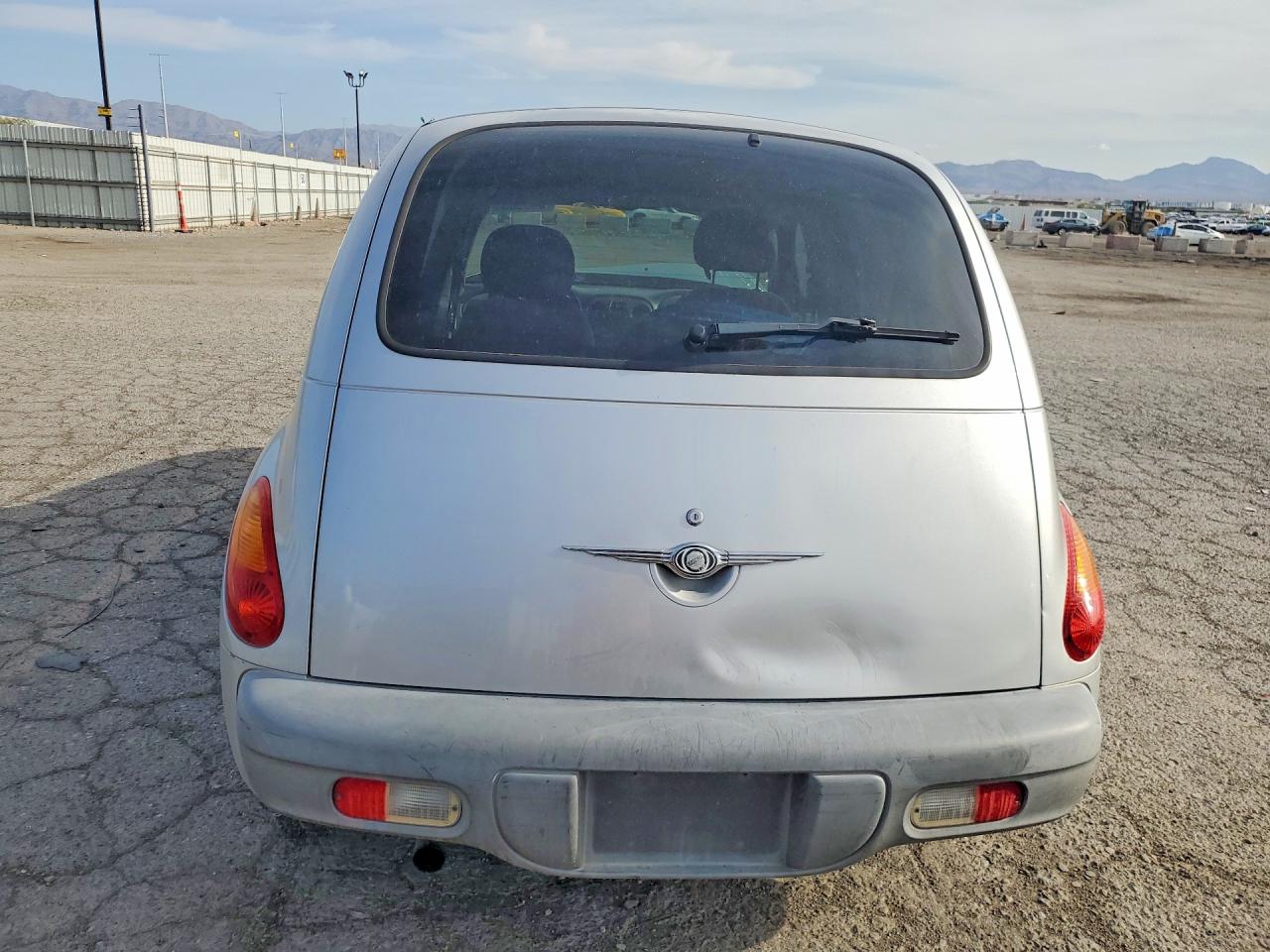 2002 Chrysler Pt Cruiser Classic Silver vin: 3C4FY48B62T311244