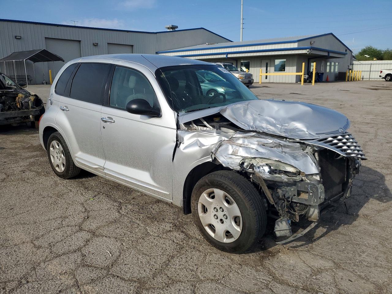 2002 Chrysler Pt Cruiser Classic Silver vin: 3C4FY48B62T311244