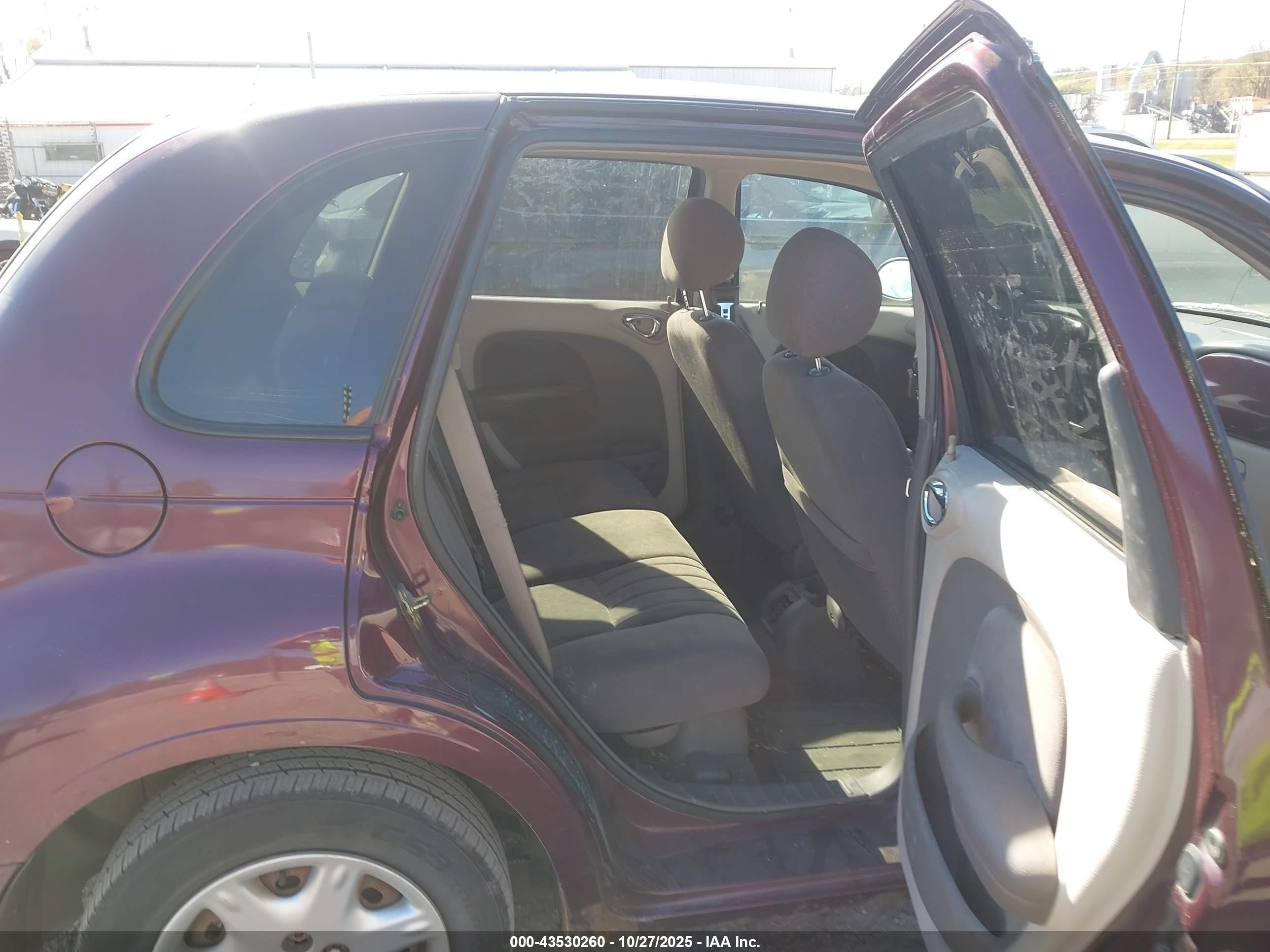 2002 Chrysler Pt Cruiser   Purple vin: 3C4FY48B72T236280