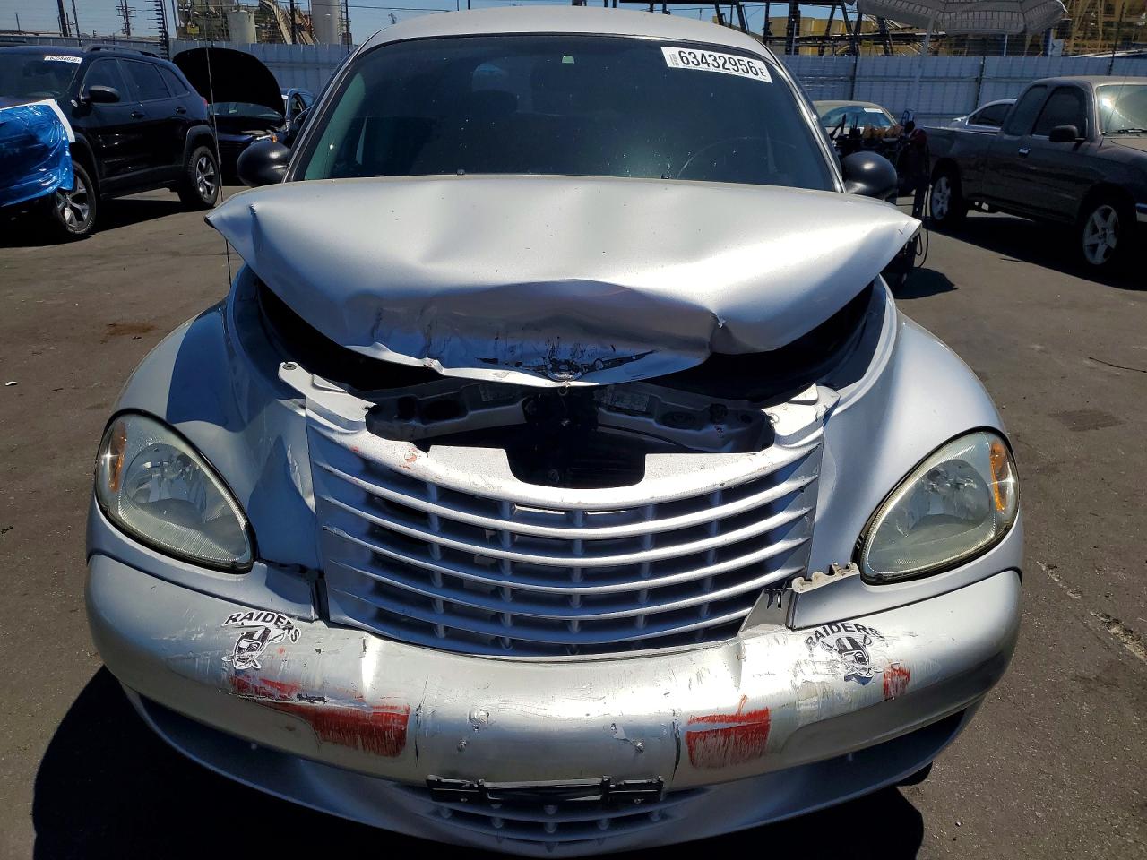 2005 Chrysler Pt Cruiser Silver vin: 3C4FY48B85T586005