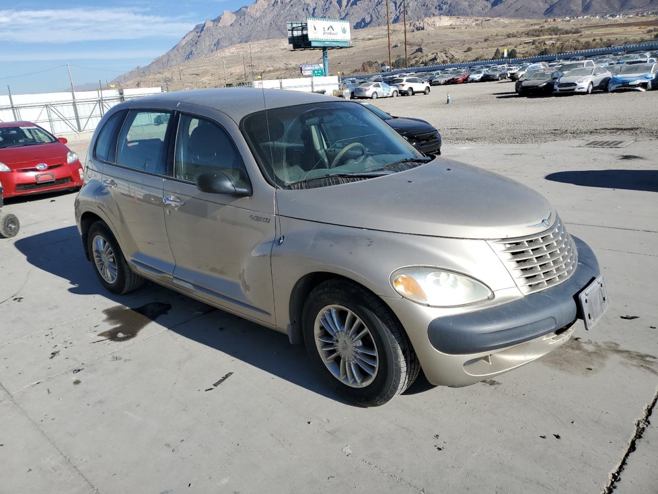 2002 Chrysler Pt Cruiser Classic Желто-коричневый vin: 3C4FY48B92T276263