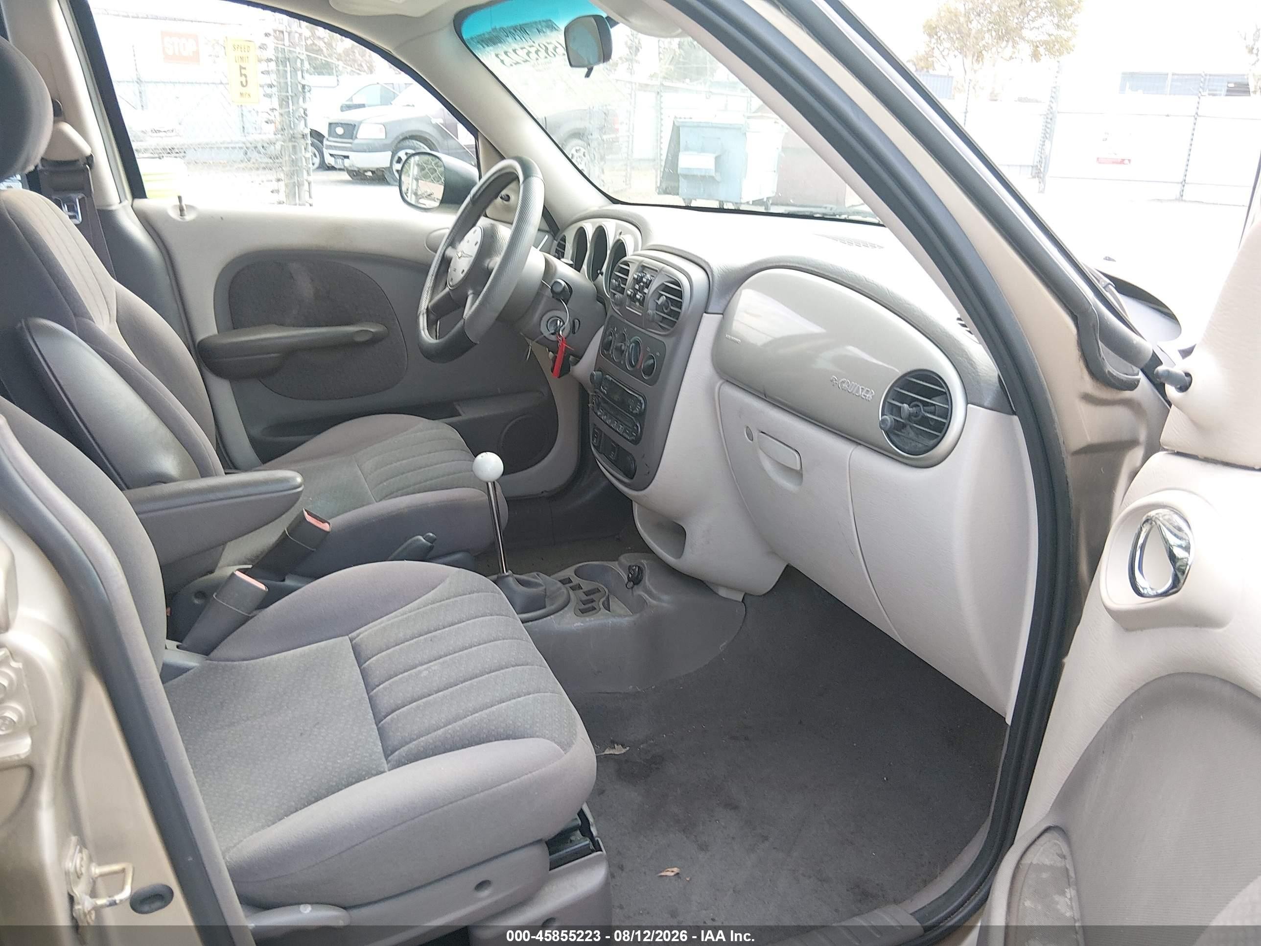 2003 Chrysler Pt Cruiser   Gold vin: 3C4FY48B93T657029
