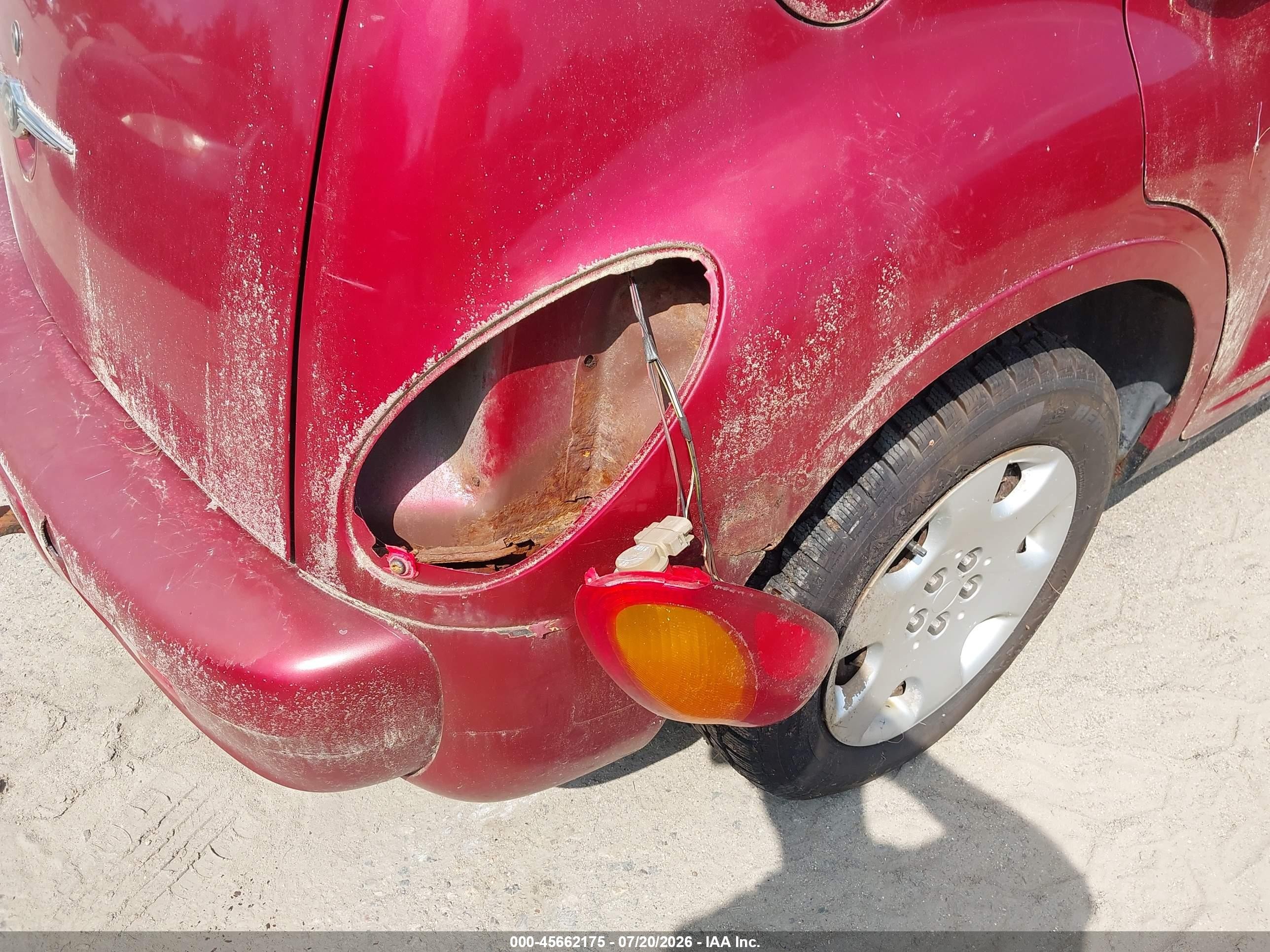 2005 Chrysler Pt Cruiser   Red vin: 3C4FY48B95T609680
