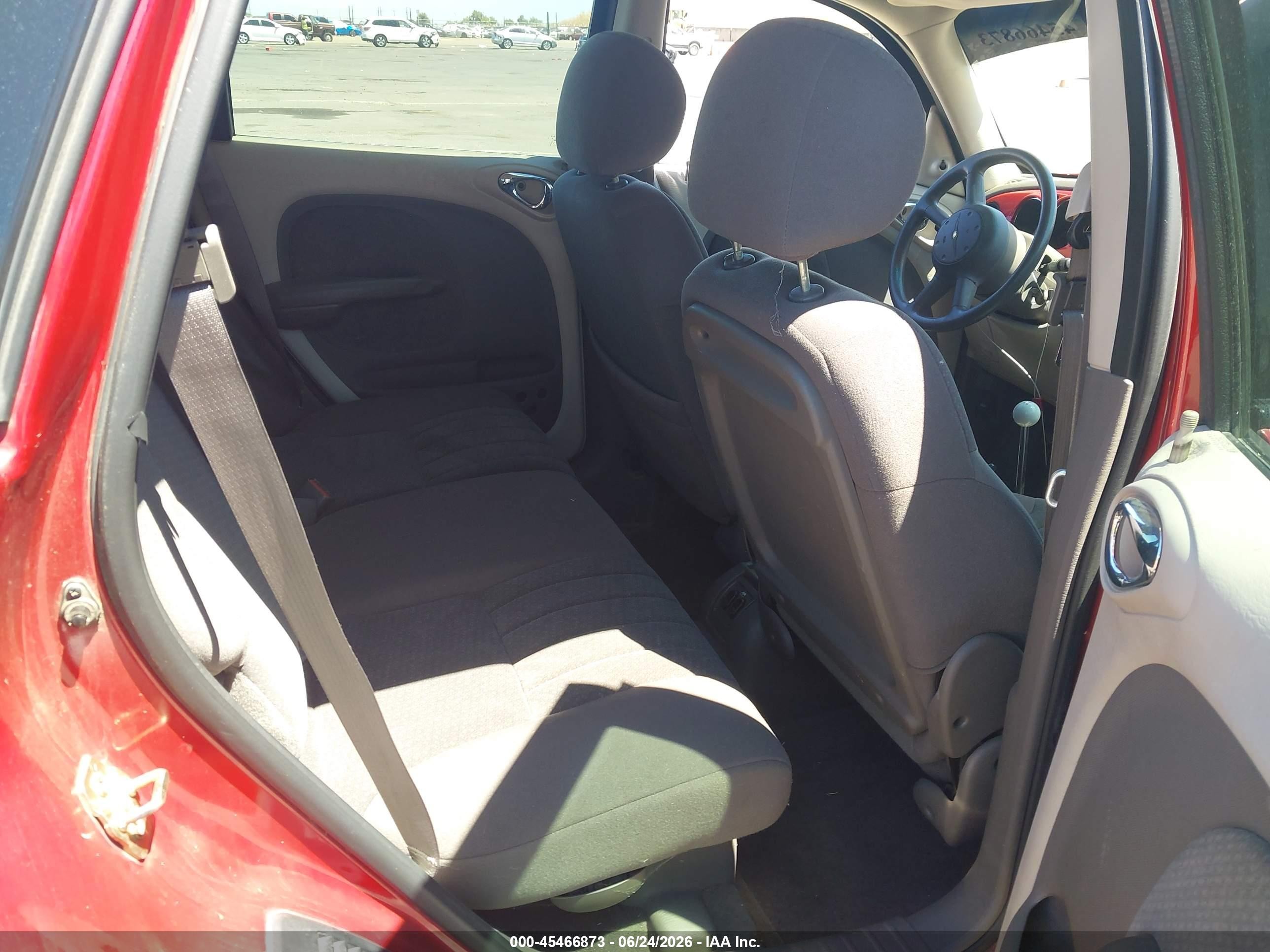 2004 Chrysler Pt Cruiser   Red vin: 3C4FY48BX4T243419
